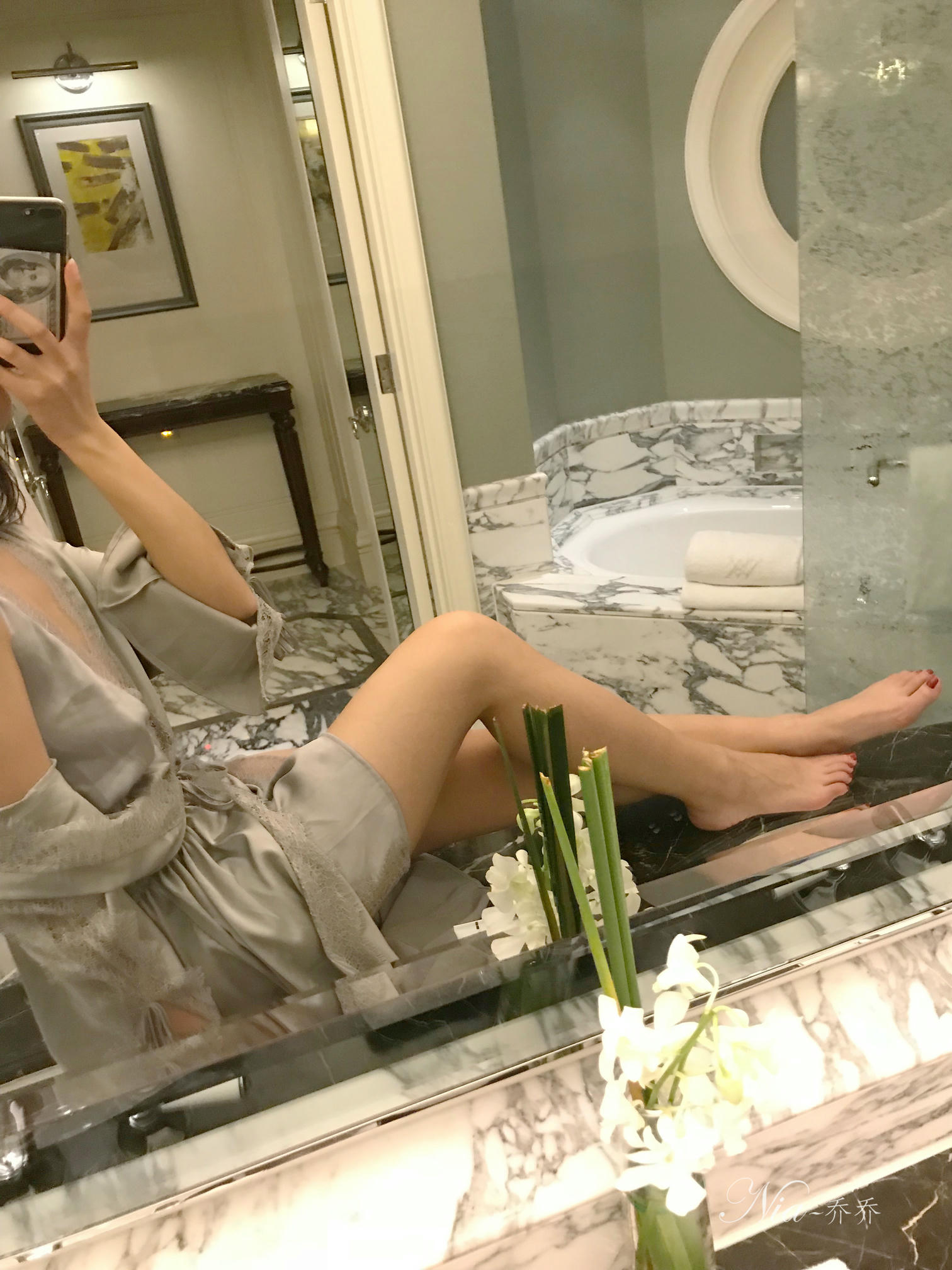 安乔乔 NO.022 酒店连衣裙 [113P+320M]_第1集