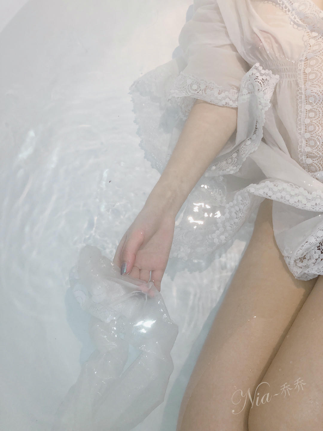 安乔乔 NO.024 美人出浴 [120P+295M]_第5集