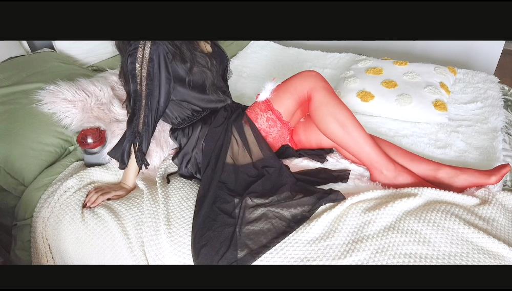 安乔乔 NO.035 睡衣红丝 [1V+1.31G]_第1集