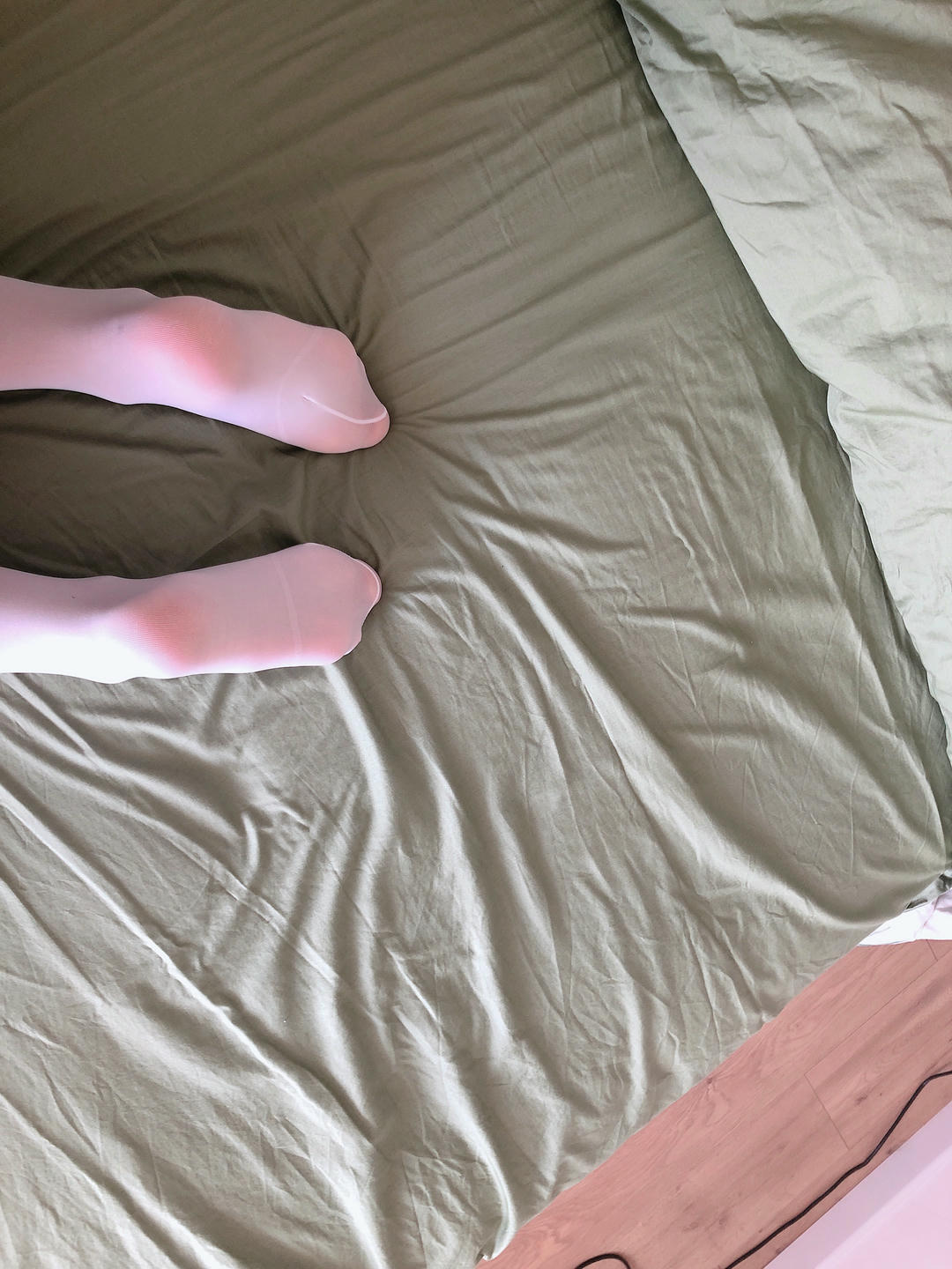 安乔乔 NO.004 白丝袜 [89P+209M]_第2集