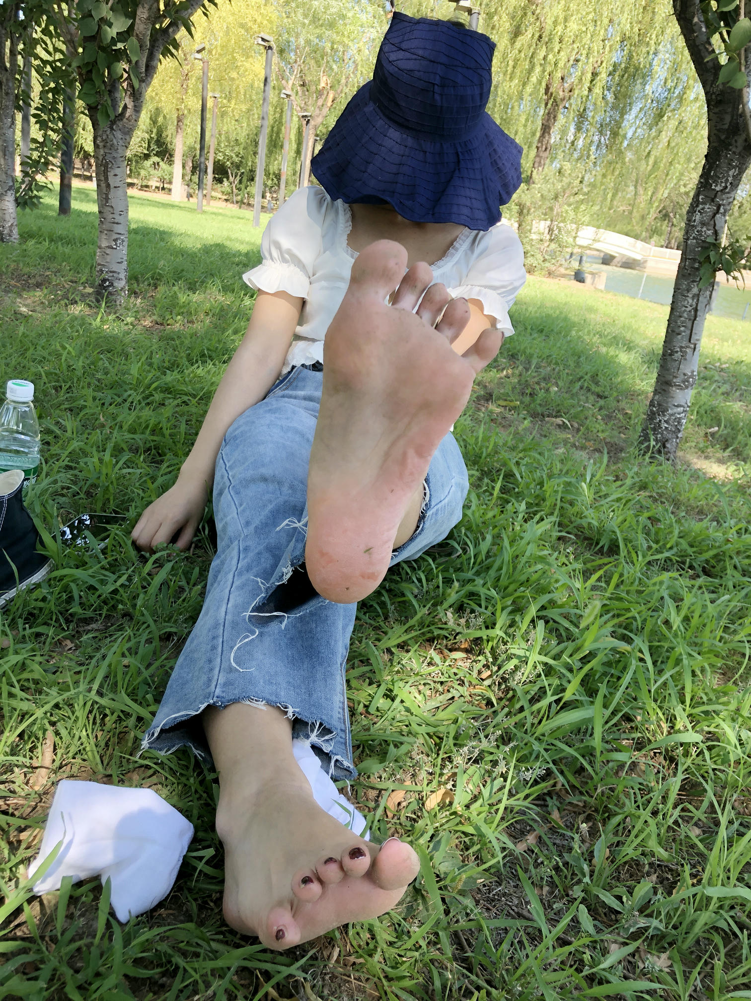 安乔乔 NO.007 乔乔脏脚底 [11P+58M]_第1集