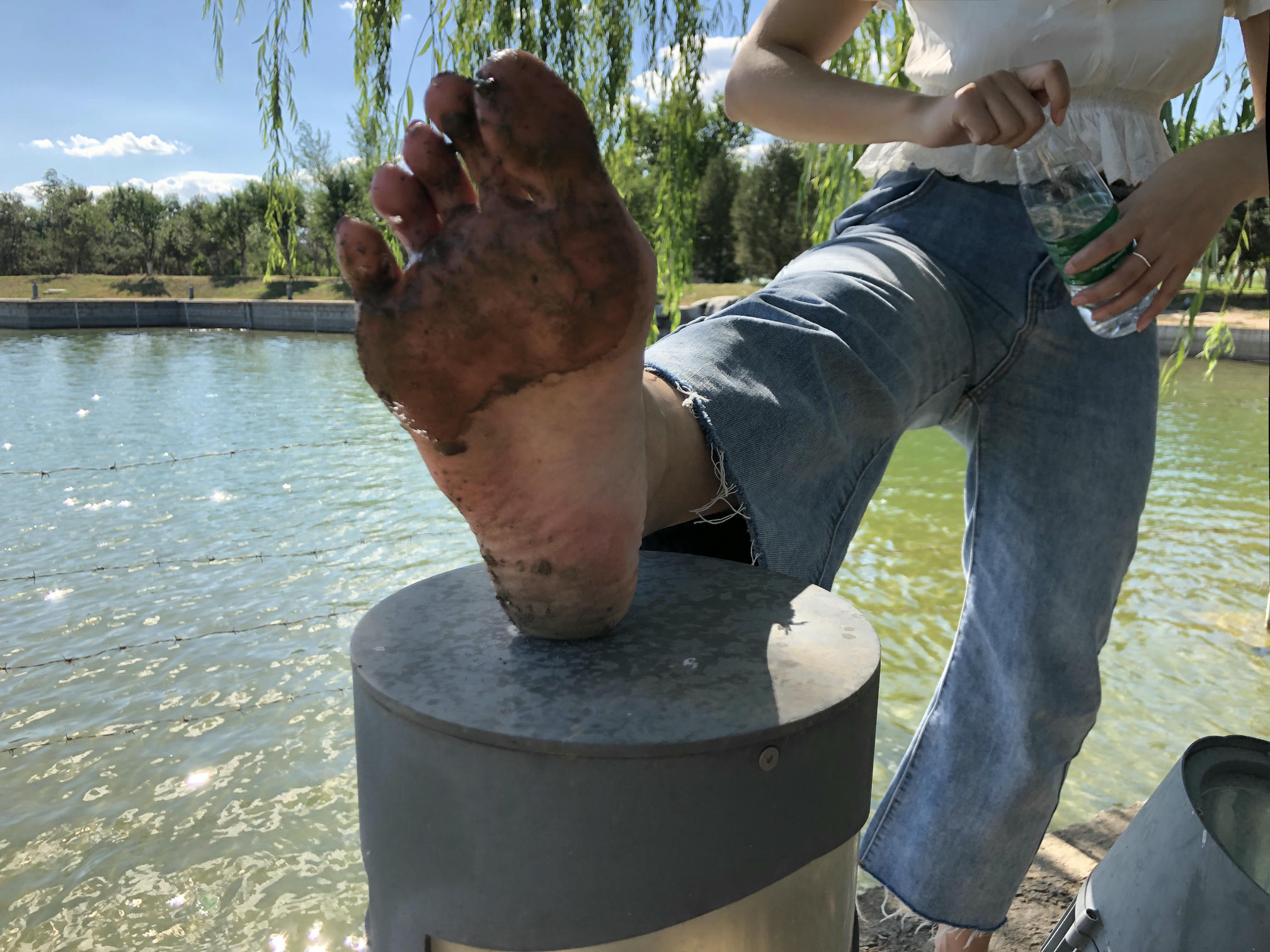 安乔乔 NO.007 乔乔脏脚底 [11P+58M]_第3集