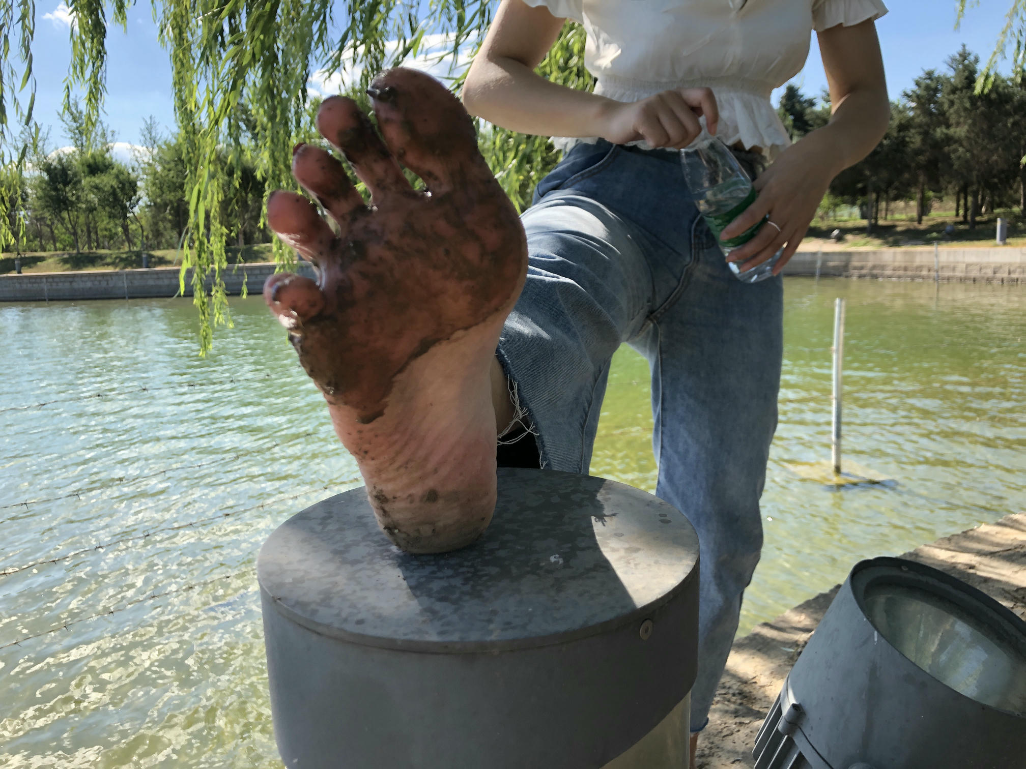 安乔乔 NO.007 乔乔脏脚底 [11P+58M]_第3集