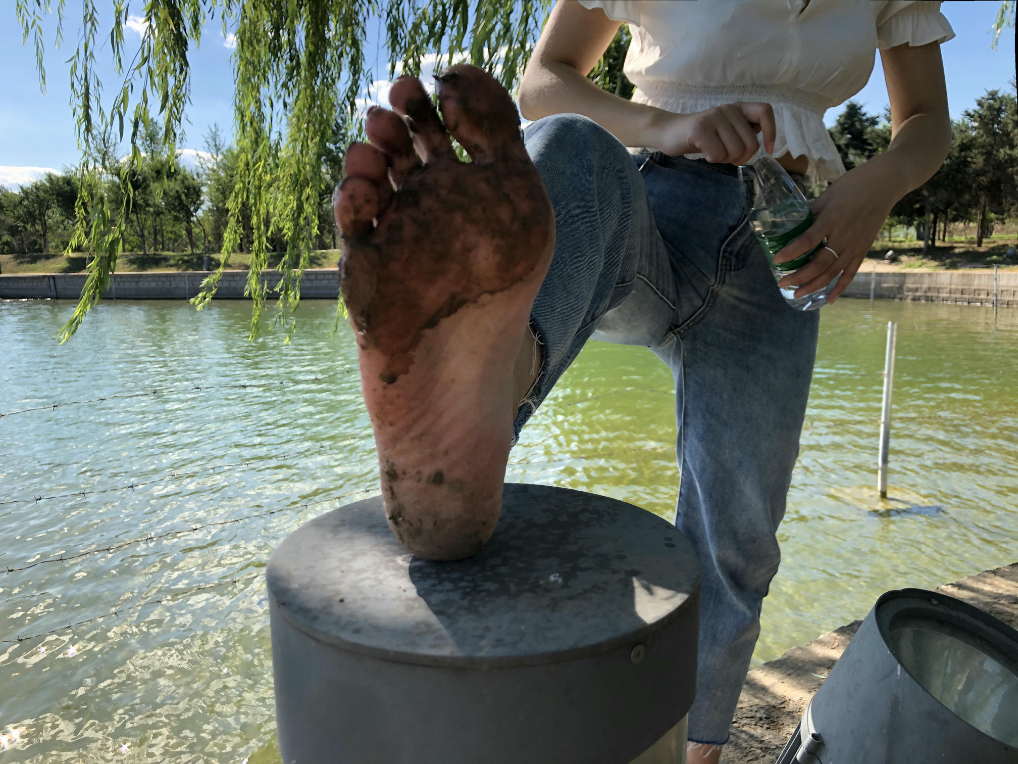 安乔乔 NO.007 乔乔脏脚底 [11P+58M]_第4集