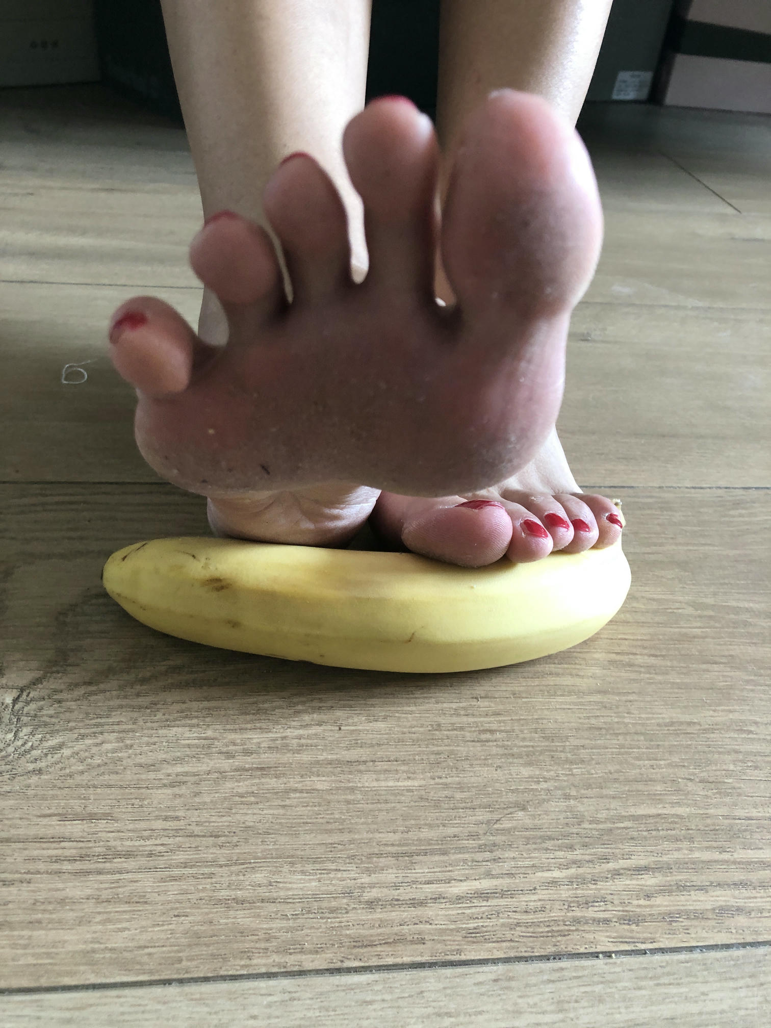 安乔乔 NO.009 踩香蕉 [134P+558M]_第1集