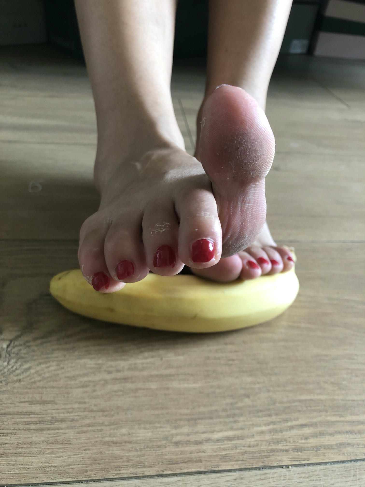 安乔乔 NO.009 踩香蕉 [134P+558M]_第1集