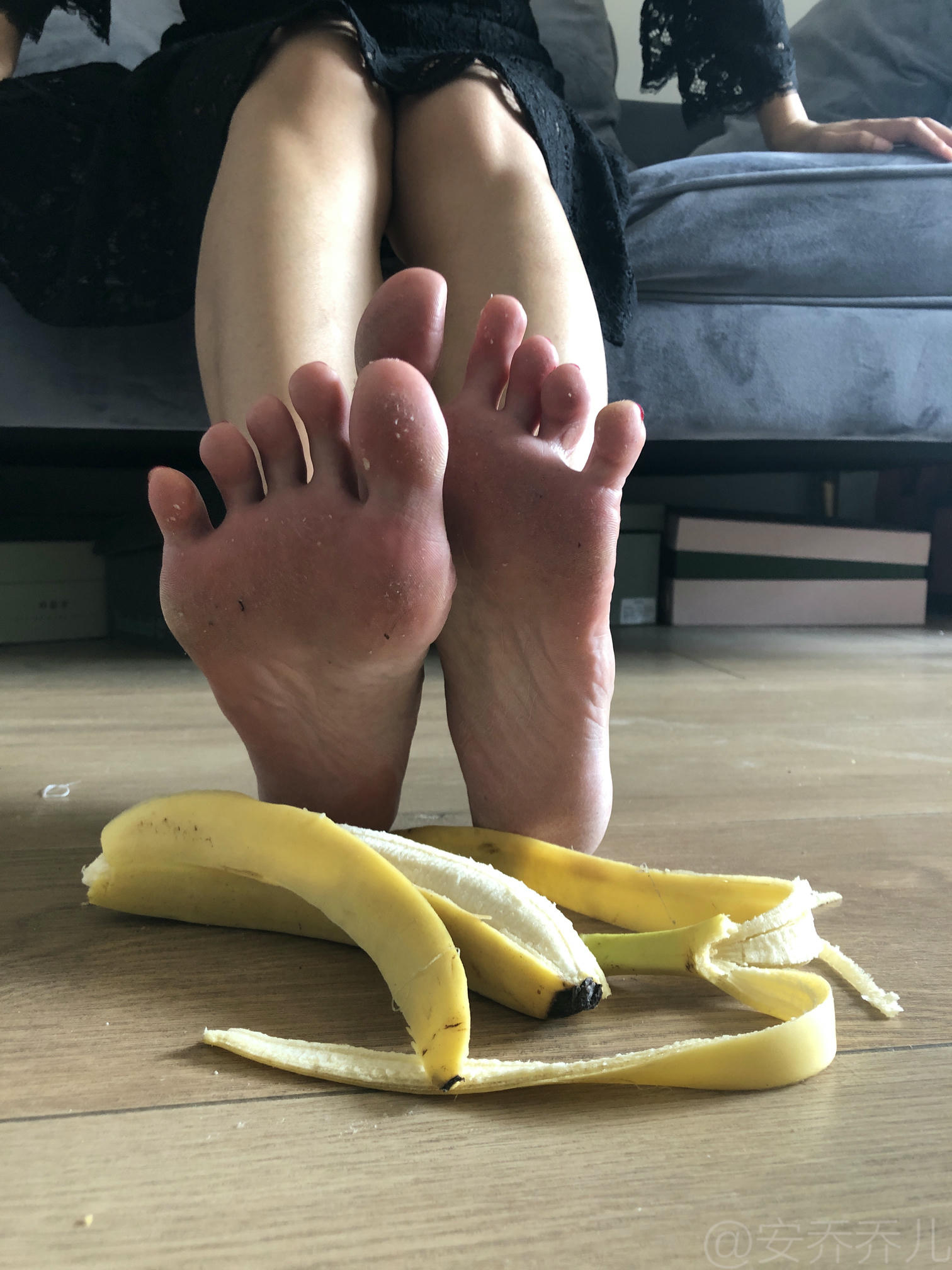 安乔乔 NO.009 踩香蕉 [134P+558M]_第2集