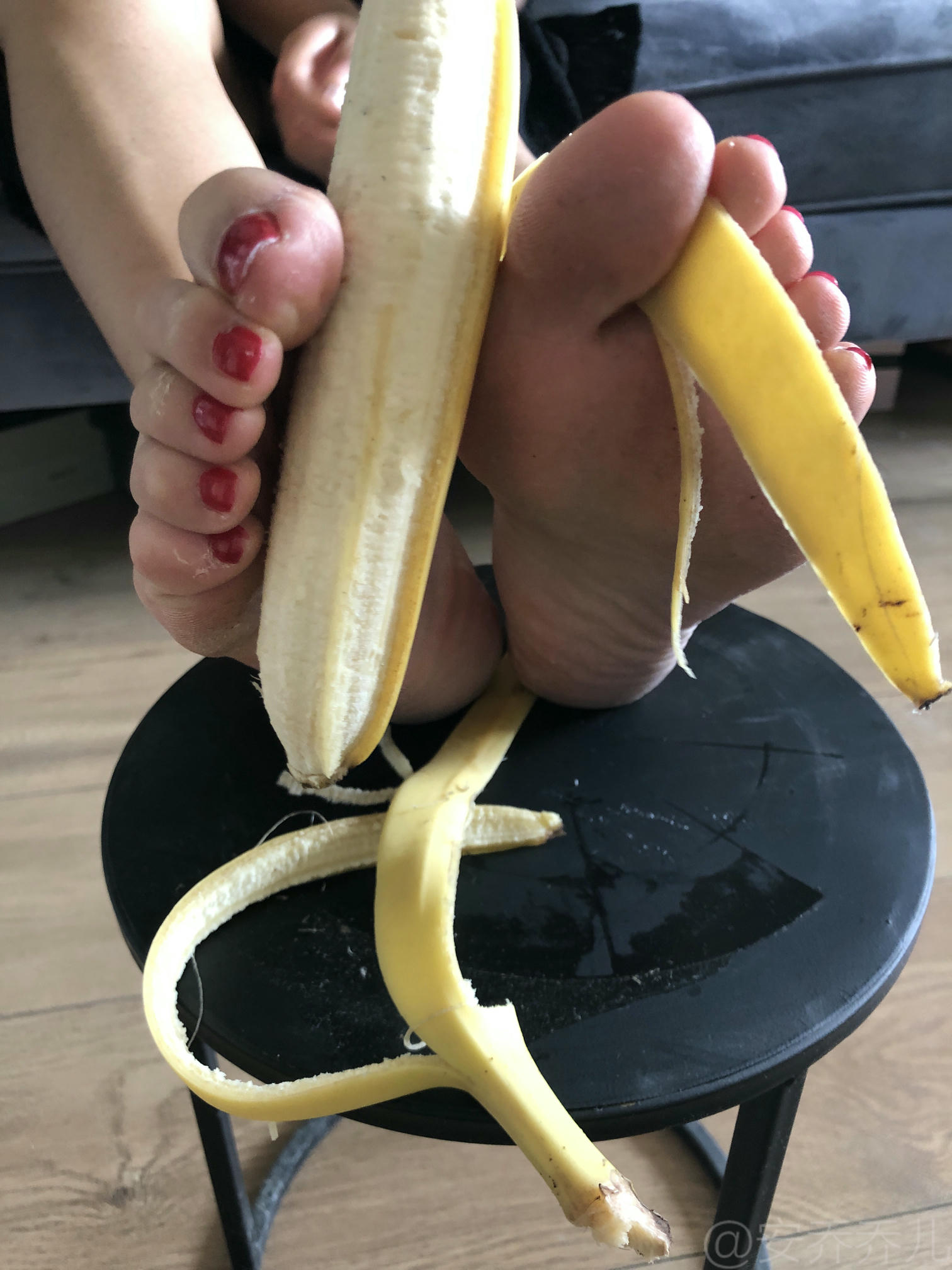 安乔乔 NO.009 踩香蕉 [134P+558M]_第3集