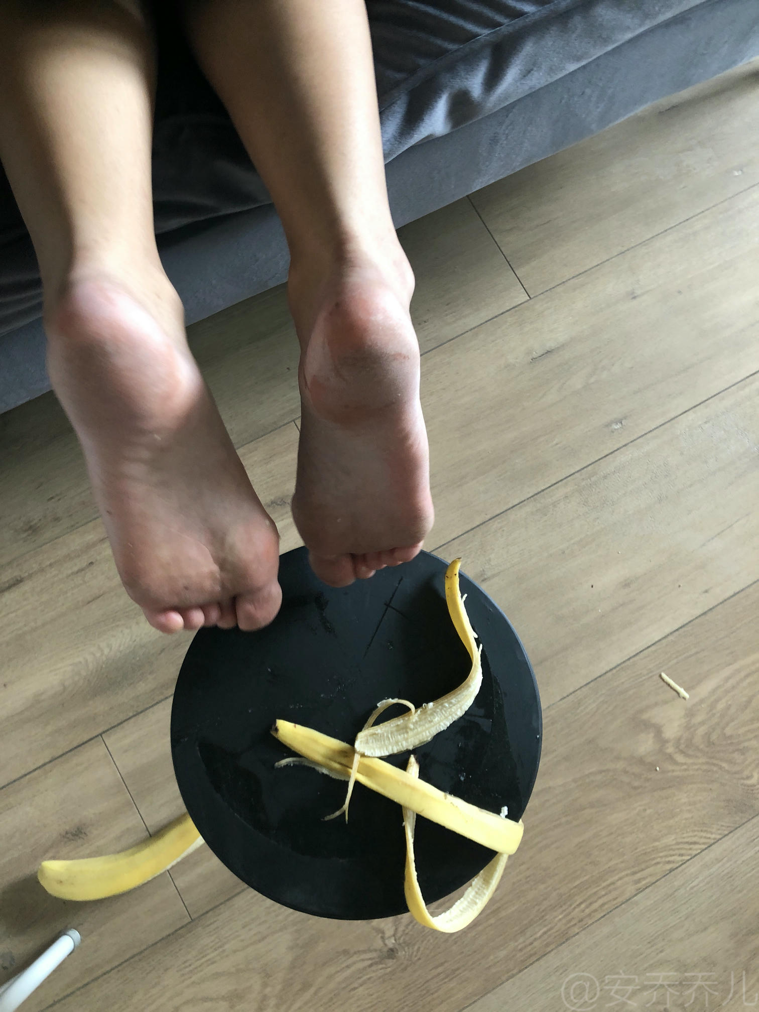 安乔乔 NO.009 踩香蕉 [134P+558M]_第4集