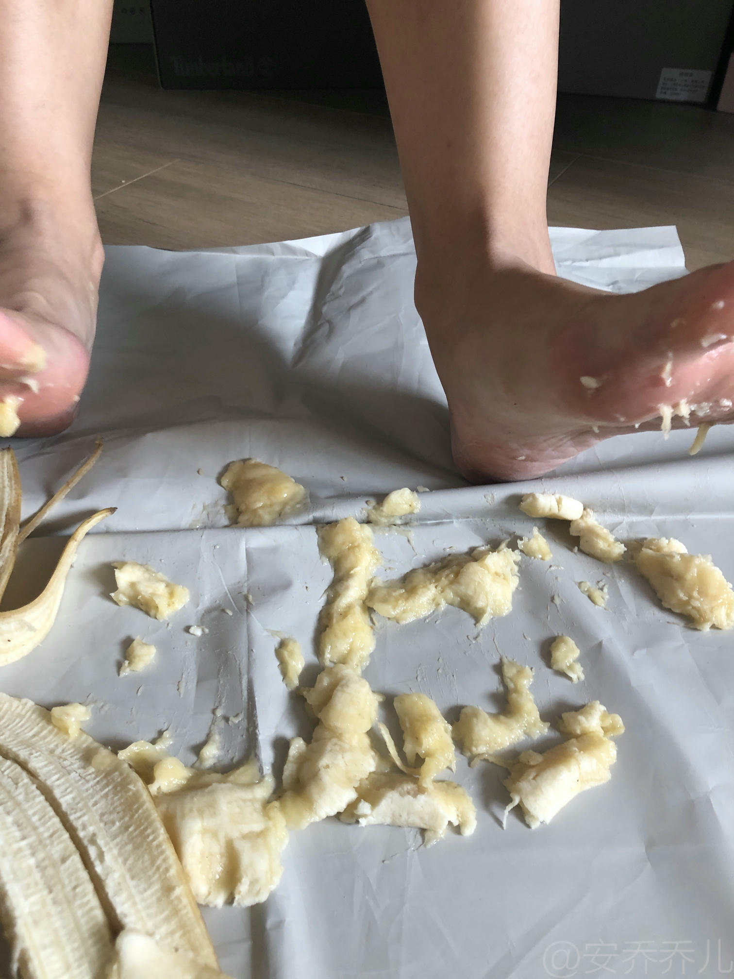 安乔乔 NO.009 踩香蕉 [134P+558M]_第5集