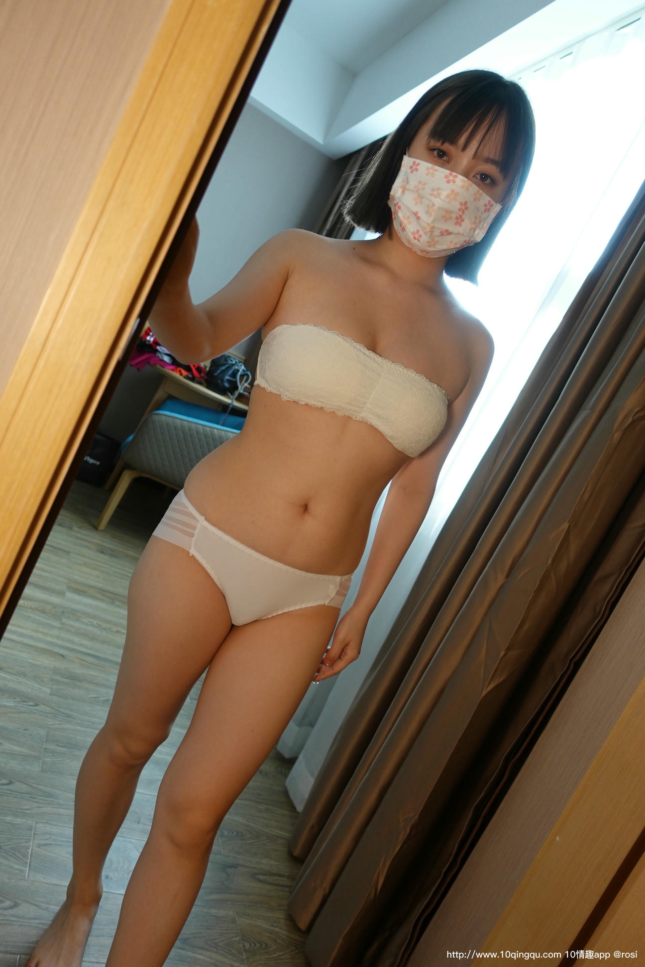 ROSI写真 口罩系列 2020.10.26 NO.1597[67+1P／91.9MB]_第1集
