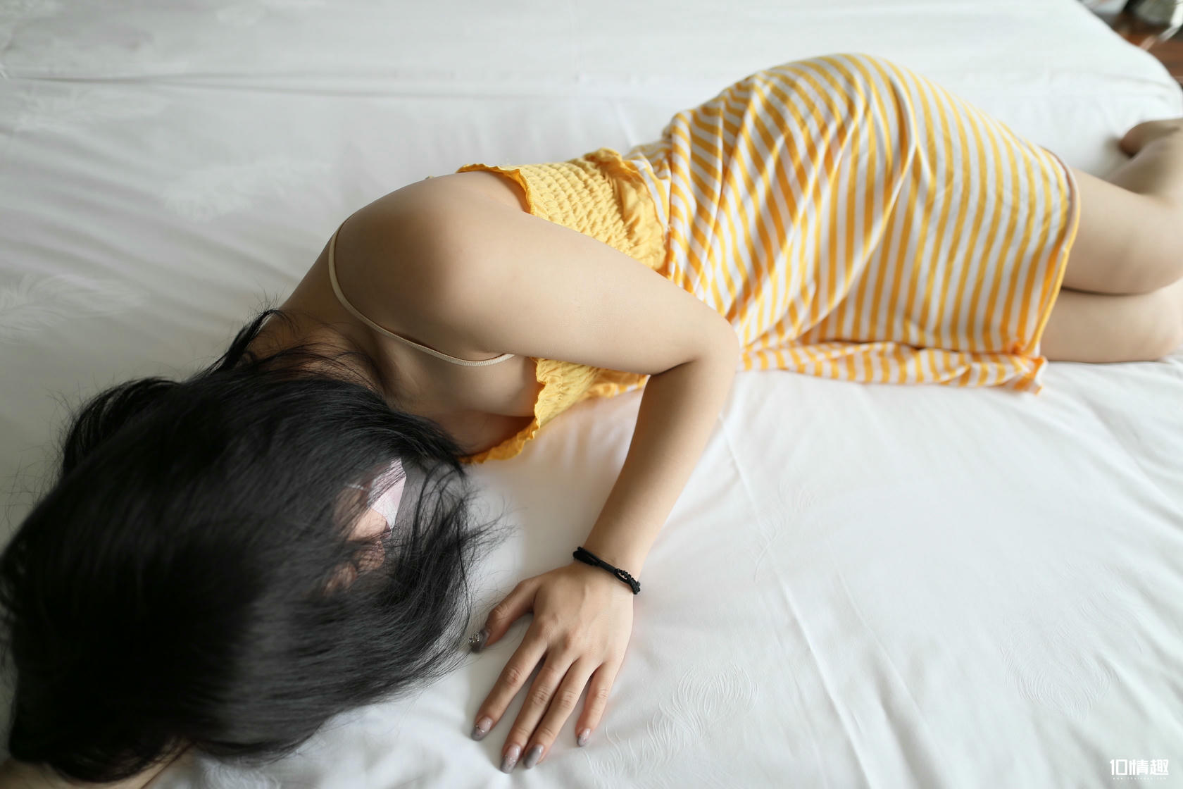 ROSI写真 口罩系列 2018.04.10 NO.0667 [38+1P-24.4M]_第1集