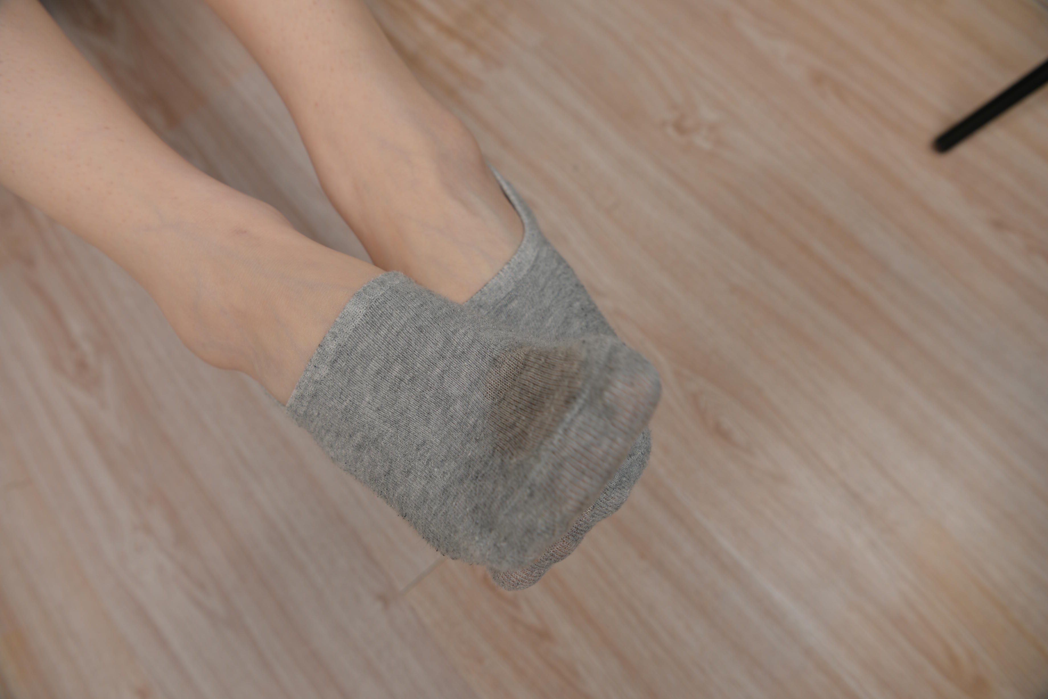 Sexy Asian Girls Feet NO.010 美女baby 连衣裙棉袜裸足 下 [114P+1460M]_第2集