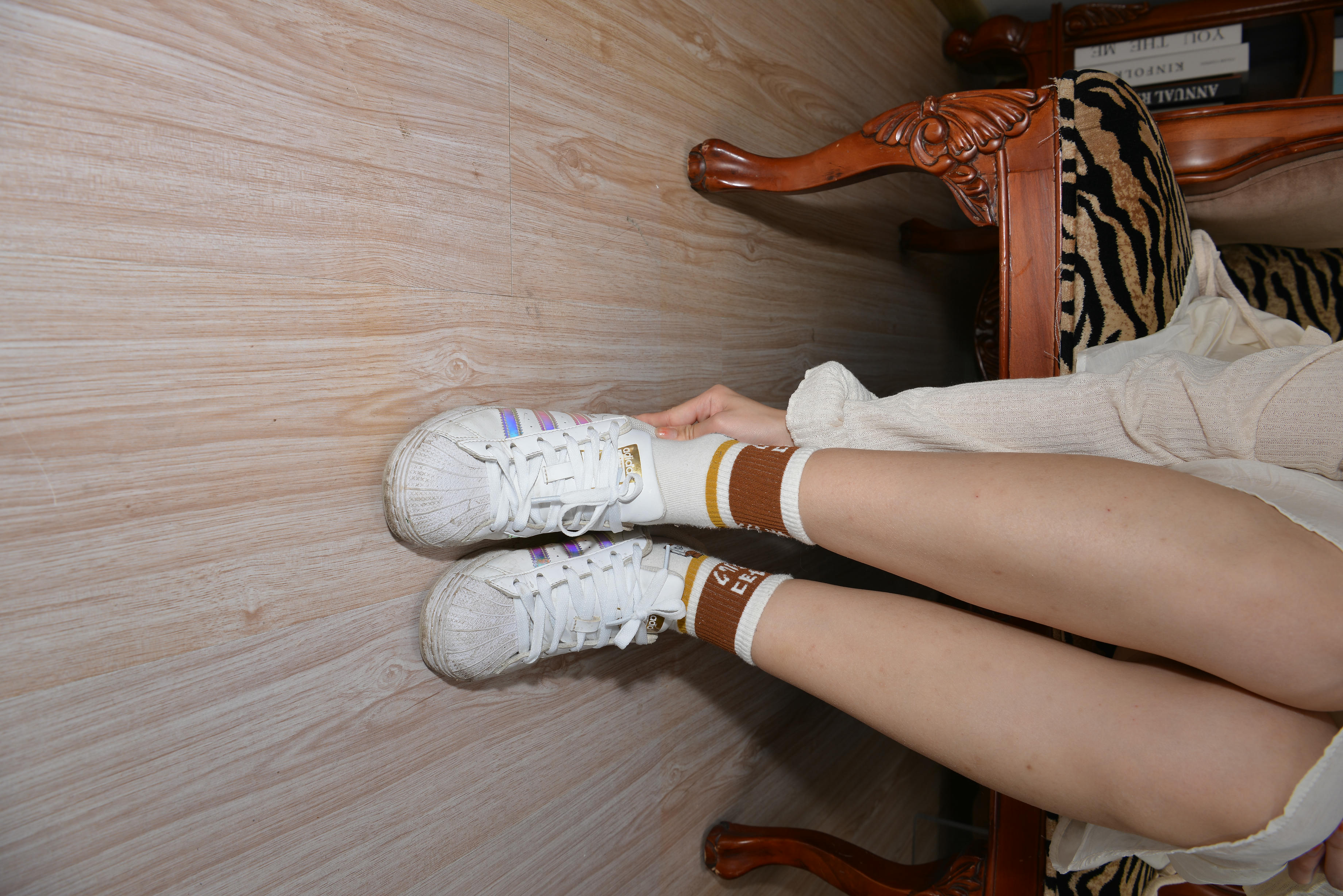 Sexy Asian Girls Feet  NO.052 可爱的小女生冰凌性感36码小脚丫棉袜 第一部[192P 2.3G]_第8集