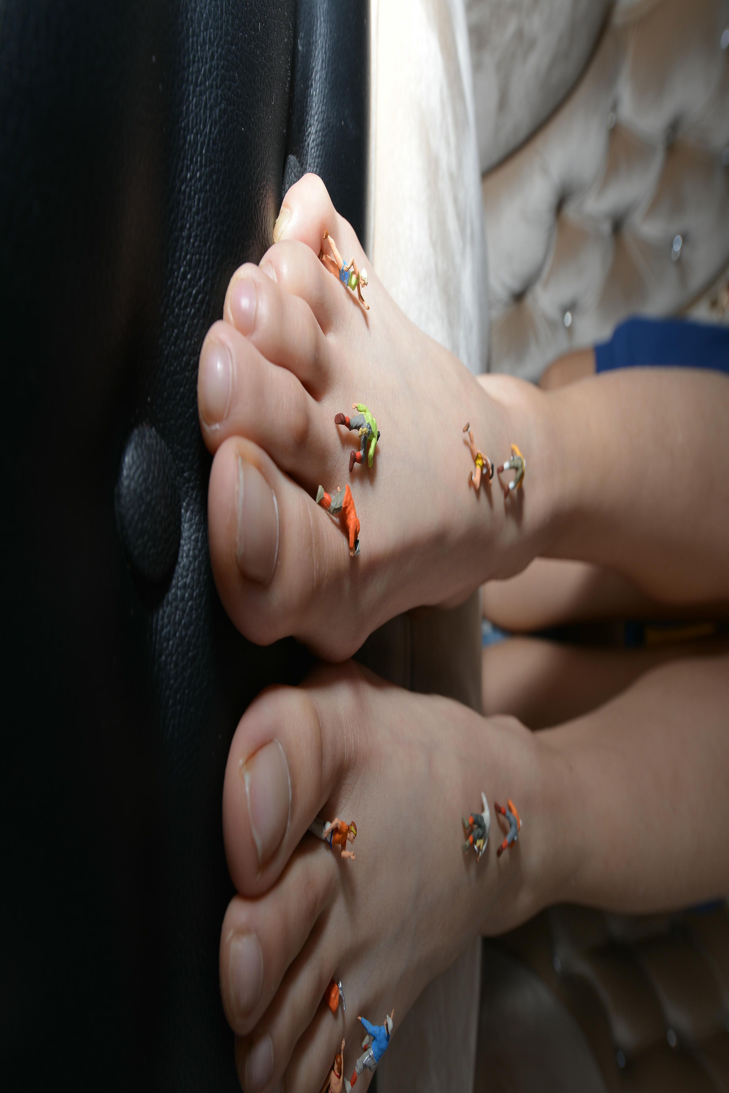 Sexy Asian Girls Feet NO.016 美女YIYI性感的40码大脚丫（裸足） [73P+839M]_第2集