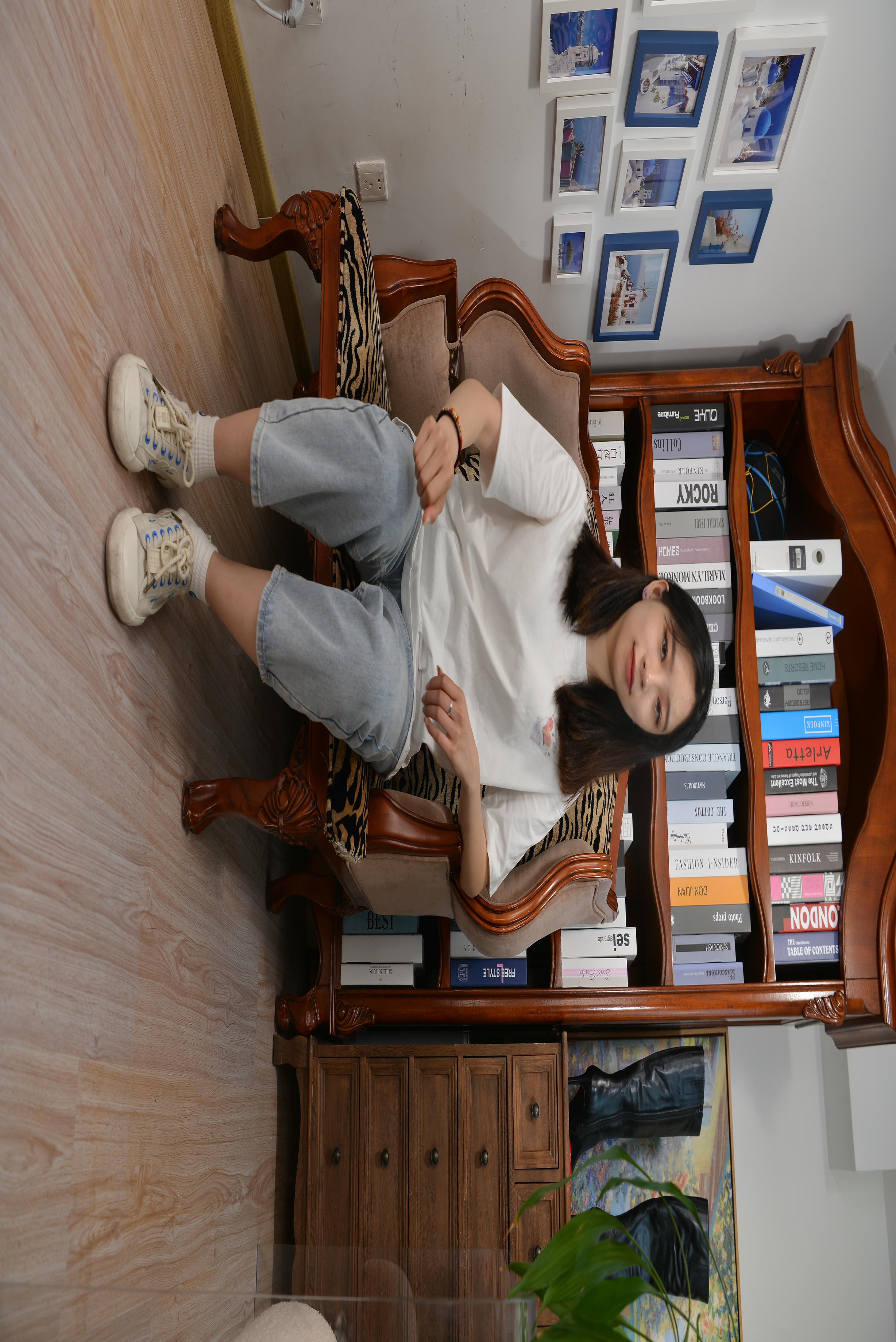 Sexy Asian Girls Feet NO.017 美女YIYI性感的40码大脚丫（牛仔裤棉袜裸足2） [122P+1583M]_第1集