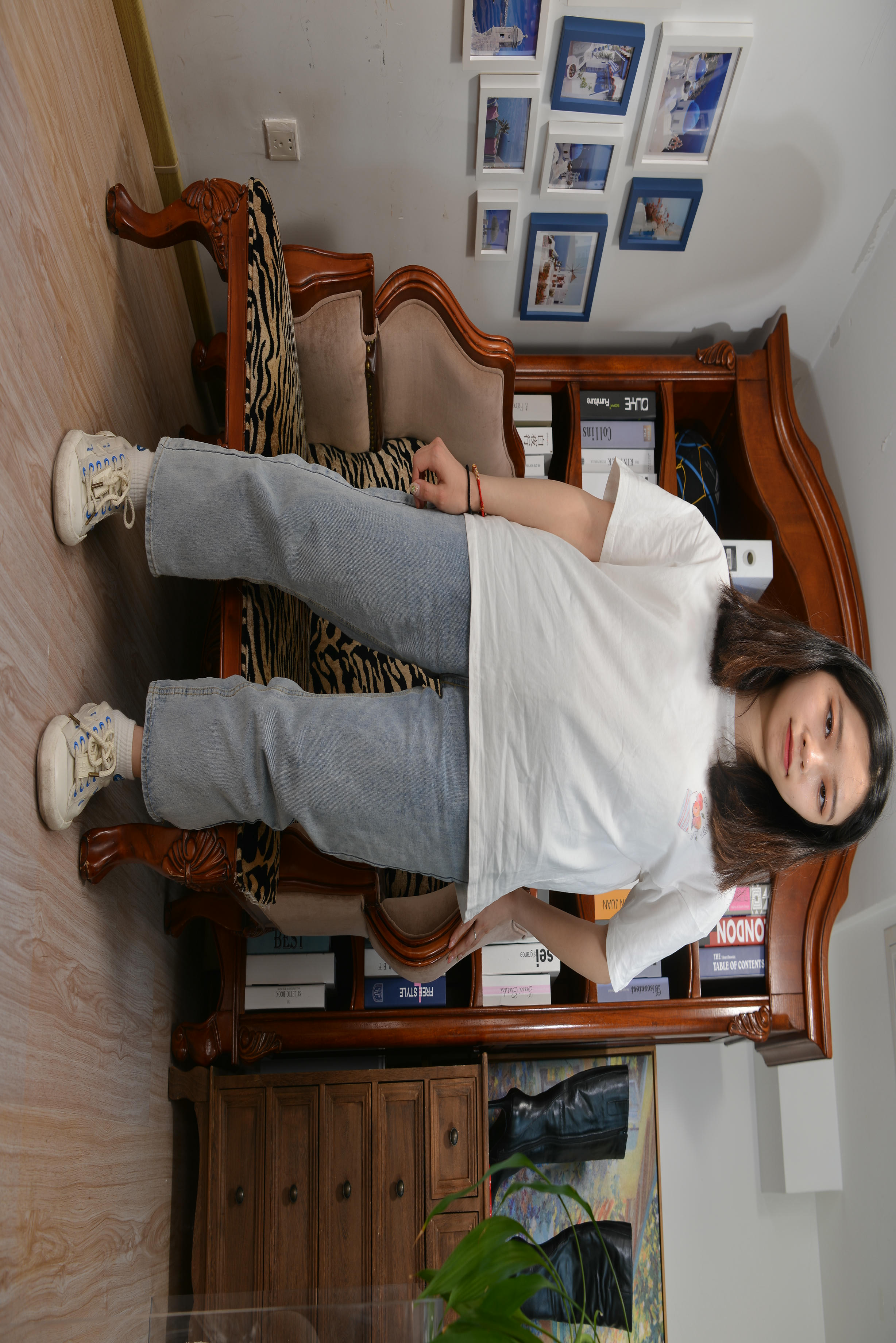 Sexy Asian Girls Feet NO.017 美女YIYI性感的40码大脚丫（牛仔裤棉袜裸足2） [122P+1583M]_第3集