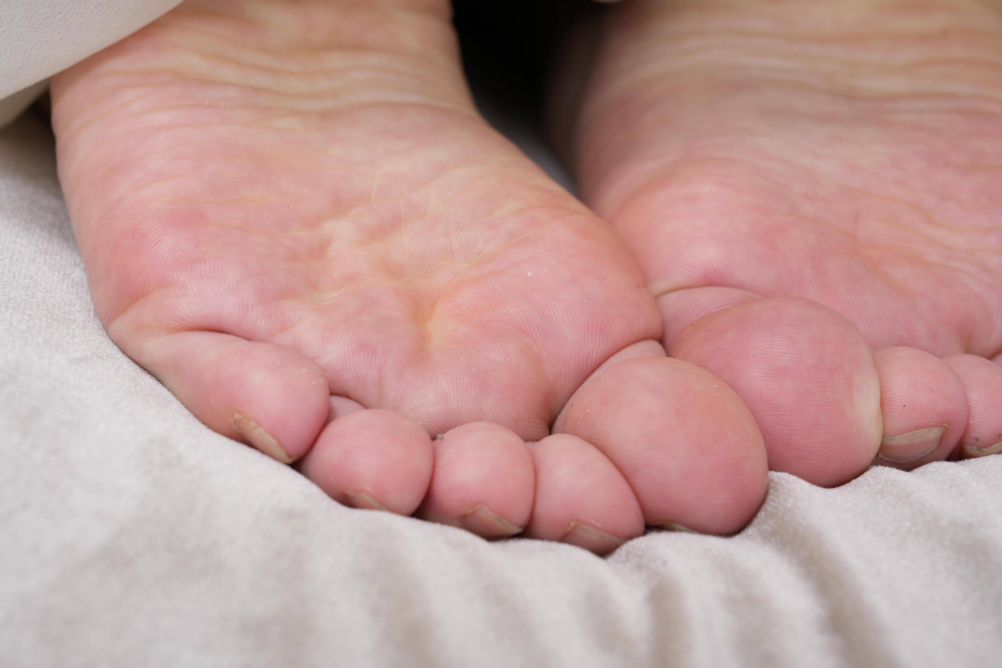 Sexy Asian Girls Feet NO.029 昕霓展示她的性感的小脚丫（原味棉袜+裸足）[161P-2.93G]_第8集