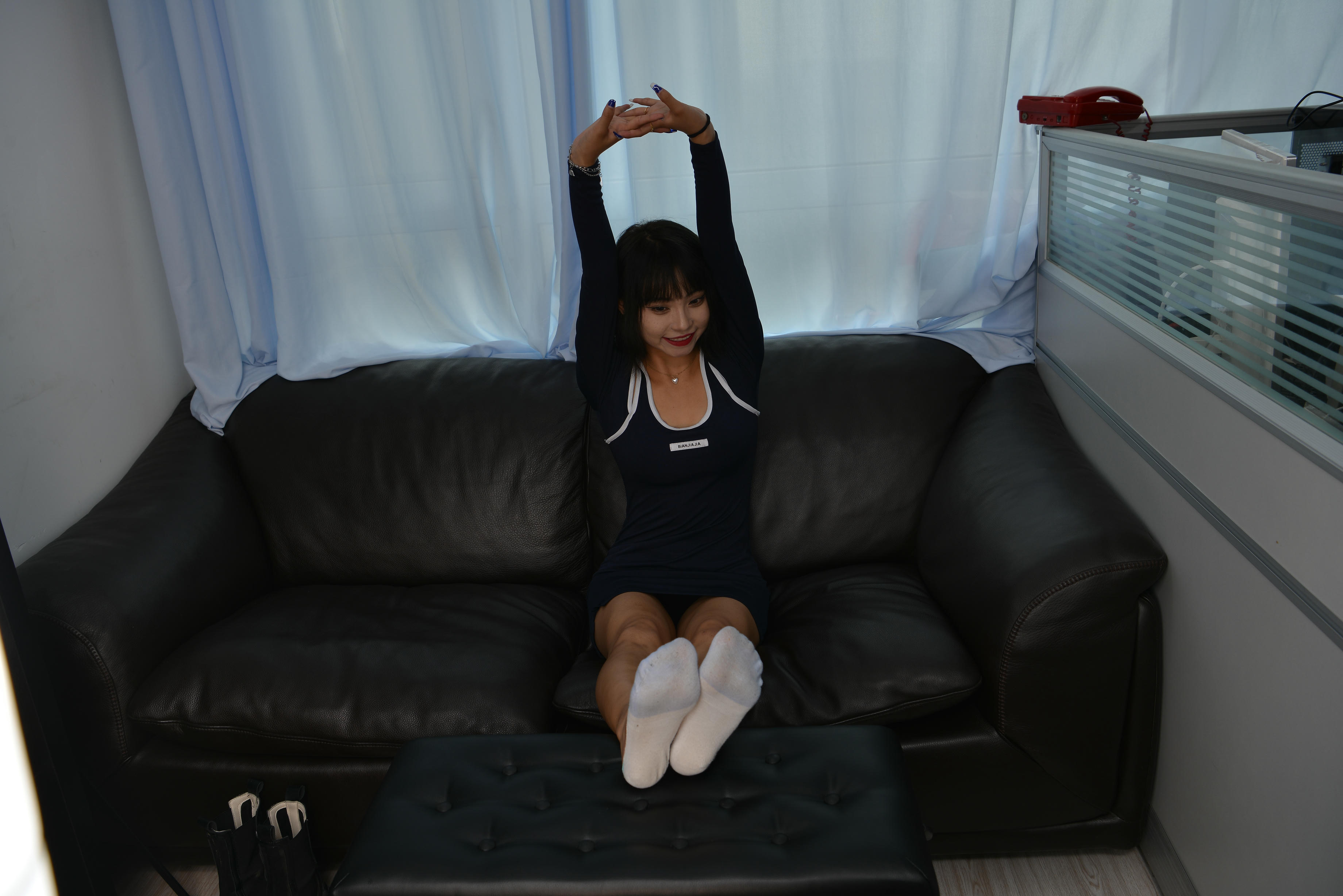 Sexy Asian Girls Feet NO.032 张小美展示她性感灵活的脚丫[158P-1.89G]_第1集