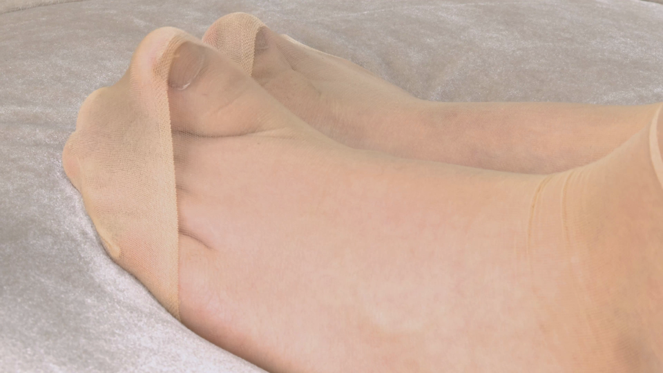 Sexy Asian Girls Feet  NO.054 雪菲脱掉帆布鞋把脚纹路给你看[227P 600.2M]_第1集