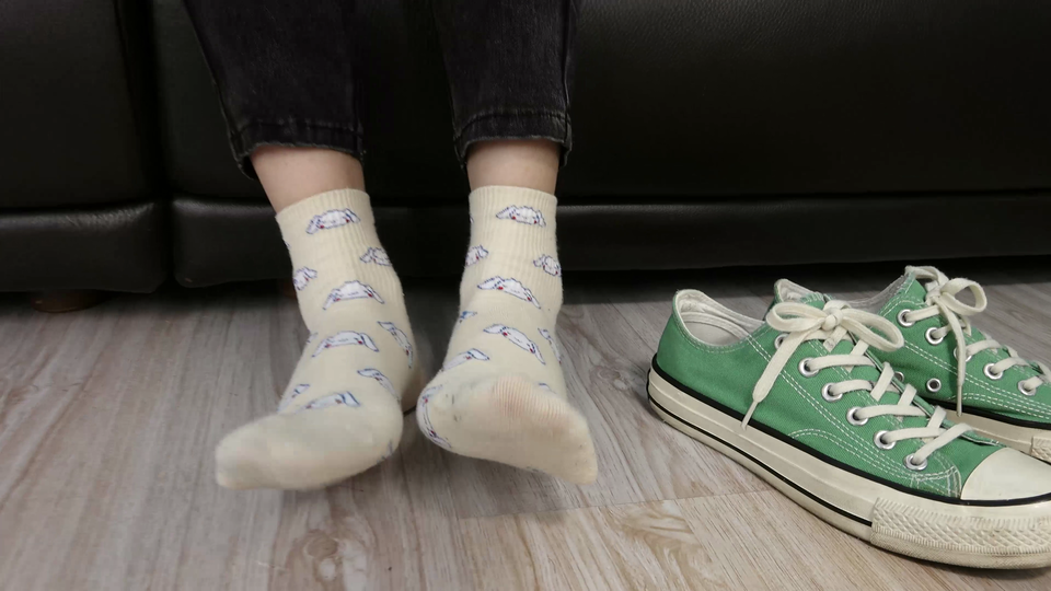 Sexy Asian Girls Feet NO.035-初恋般记忆的小女生YIYI近距离秀脚[239P-457M]_第2集