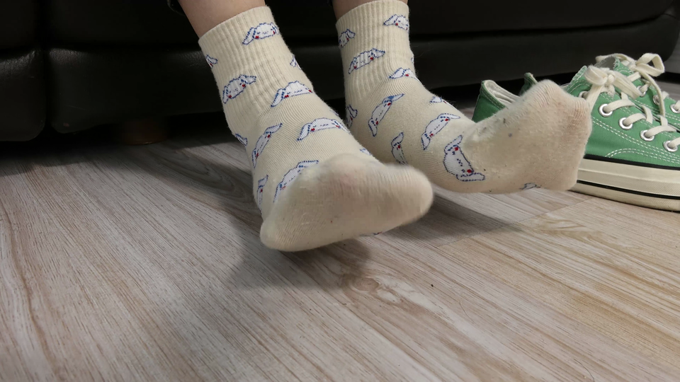 Sexy Asian Girls Feet NO.035-初恋般记忆的小女生YIYI近距离秀脚[239P-457M]_第2集