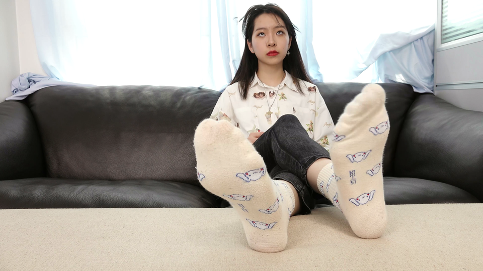 Sexy Asian Girls Feet NO.035-初恋般记忆的小女生YIYI近距离秀脚[239P-457M]_第4集