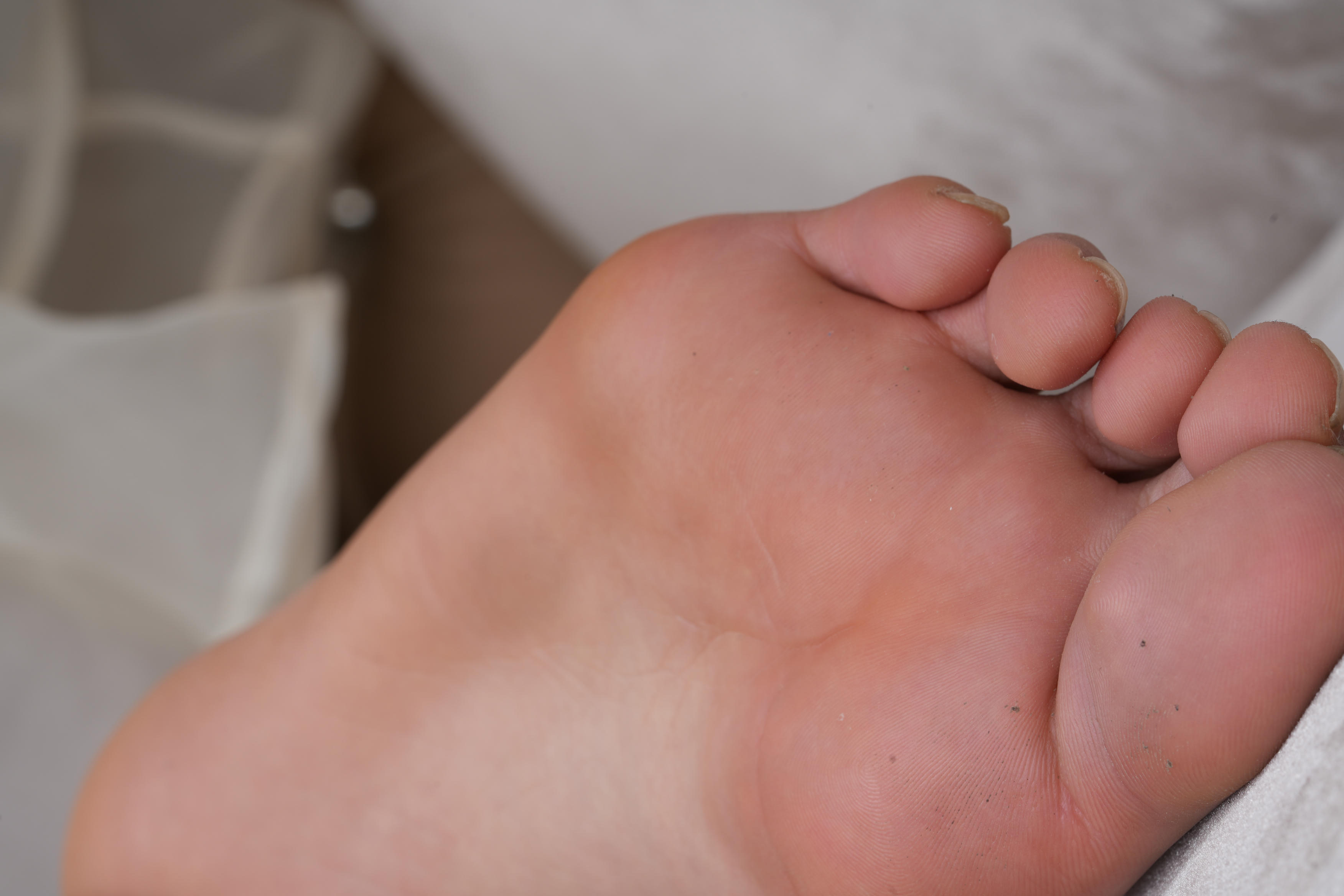 Sexy Asian Girls Feet NO.048 茜茜展示她的挺脏小脚丫 [139P+2.55G]_第6集