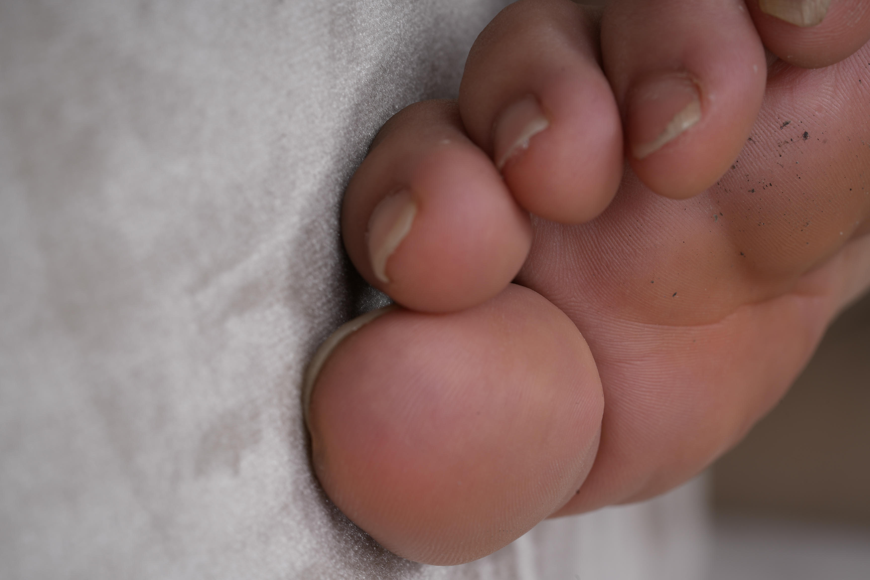 Sexy Asian Girls Feet NO.048 茜茜展示她的挺脏小脚丫 [139P+2.55G]_第5集