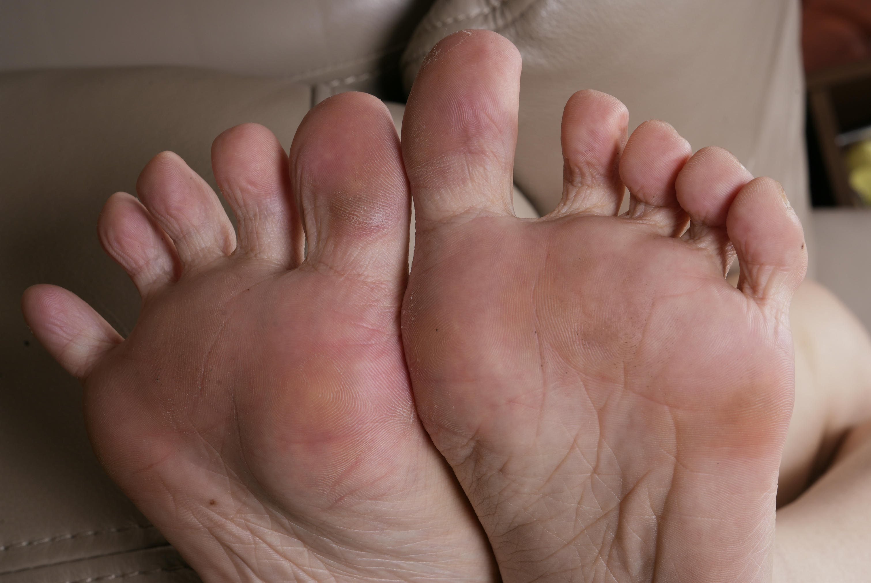 Sexy Asian Girls Feet NO.050 xiaodao展示她的性感的39码大脚丫 裸足+肉色短丝 [123P+946M]_第2集