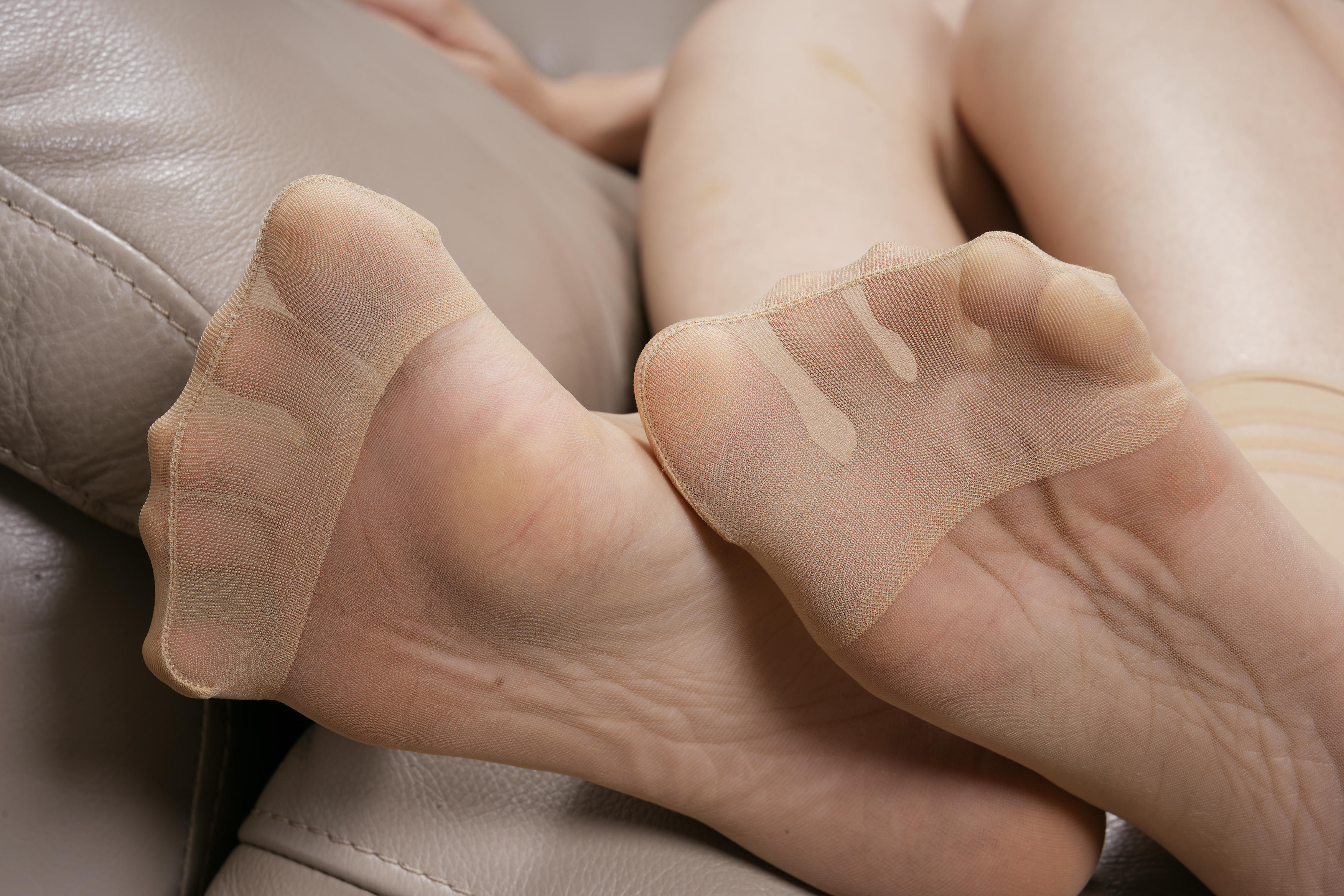 Sexy Asian Girls Feet NO.050 xiaodao展示她的性感的39码大脚丫 裸足+肉色短丝 [123P+946M]_第5集