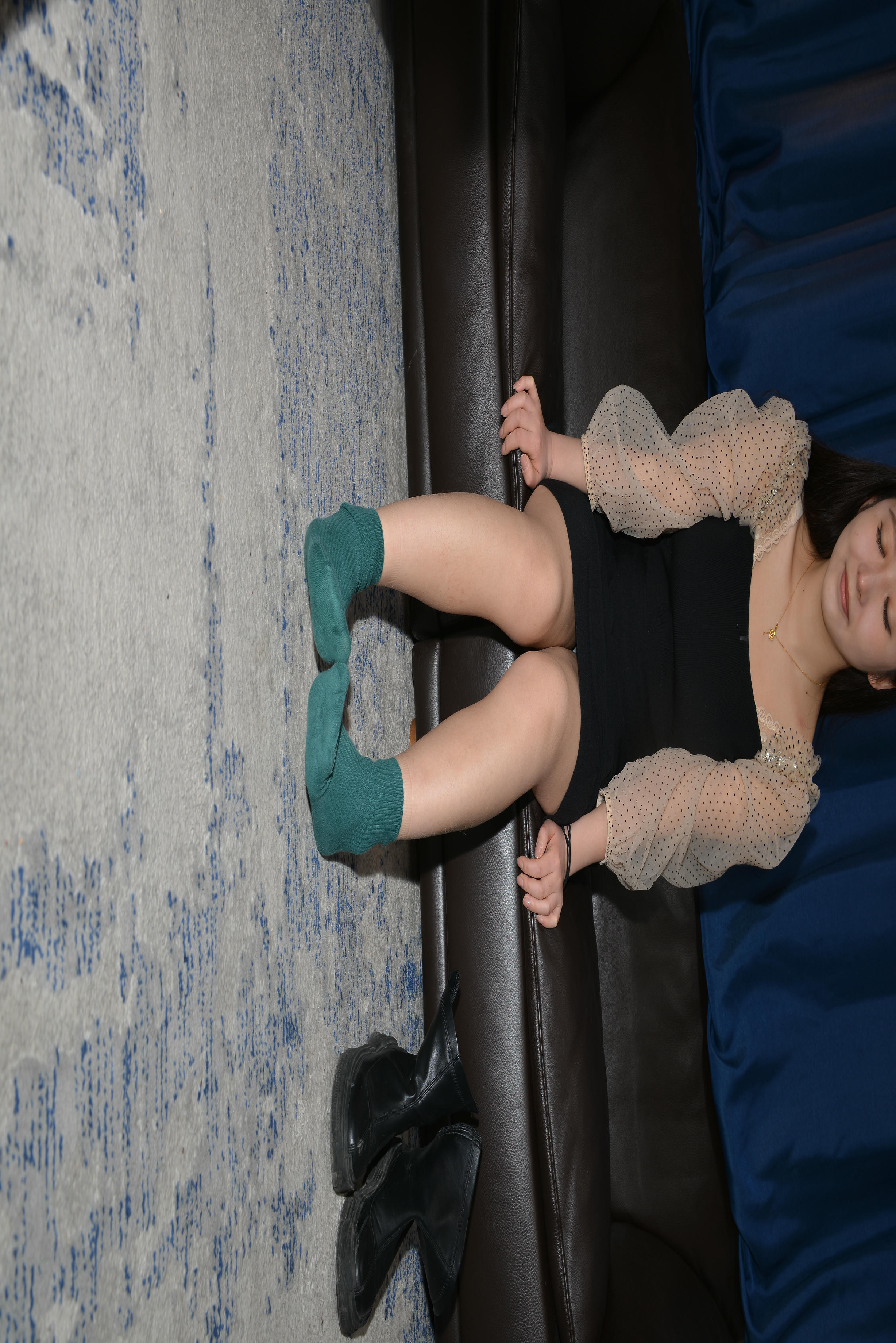 Sexy Asian Girls Feet NO.058 Xiaoyuer展示她的2天没有洗脚的性感的小肥脚丫 [266P+1183M]_第1集