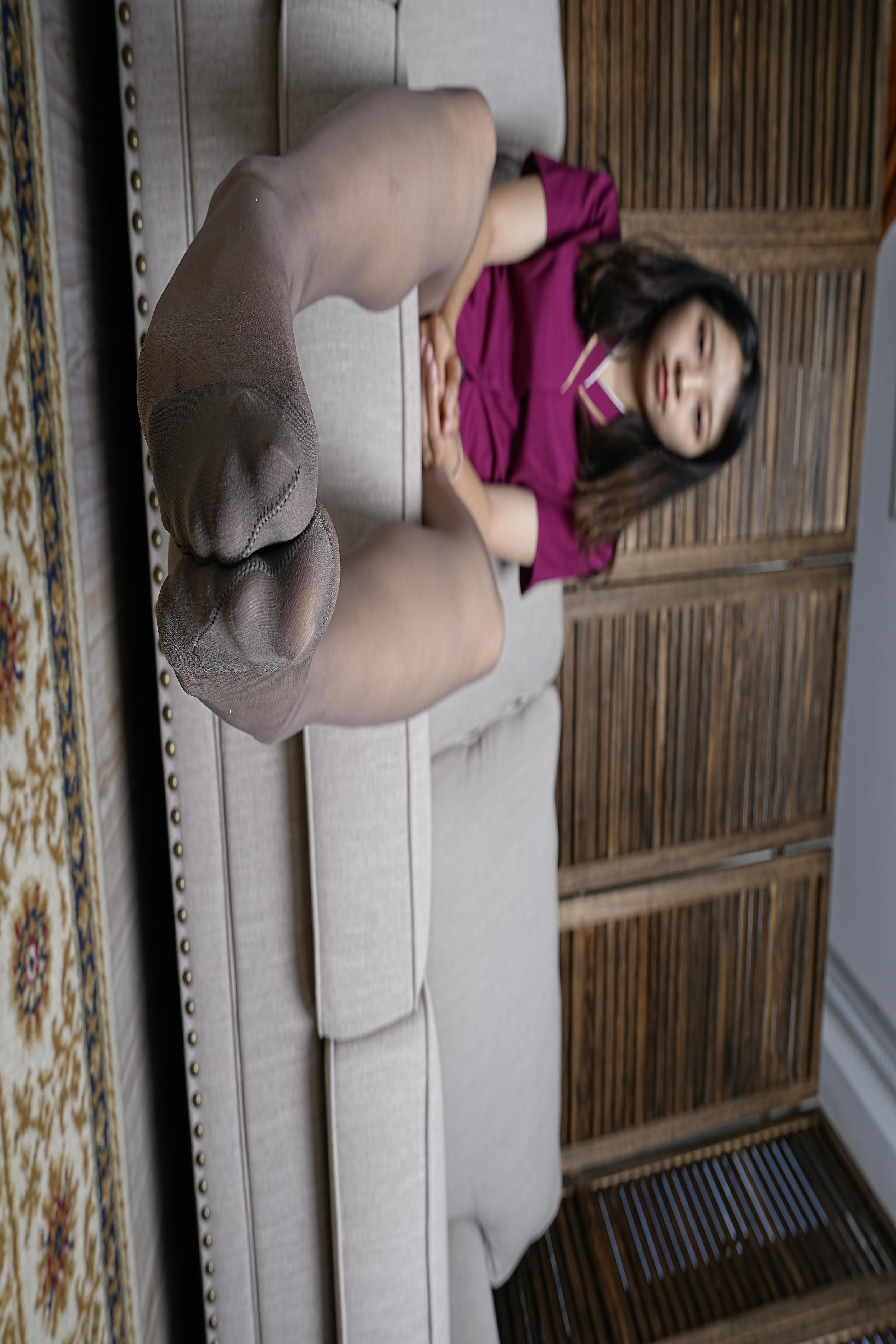 Sexy Asian Girls Feet NO.059 YIYI性感的大脚丫-灰咖色连裤袜 [151P+557M]_第5集