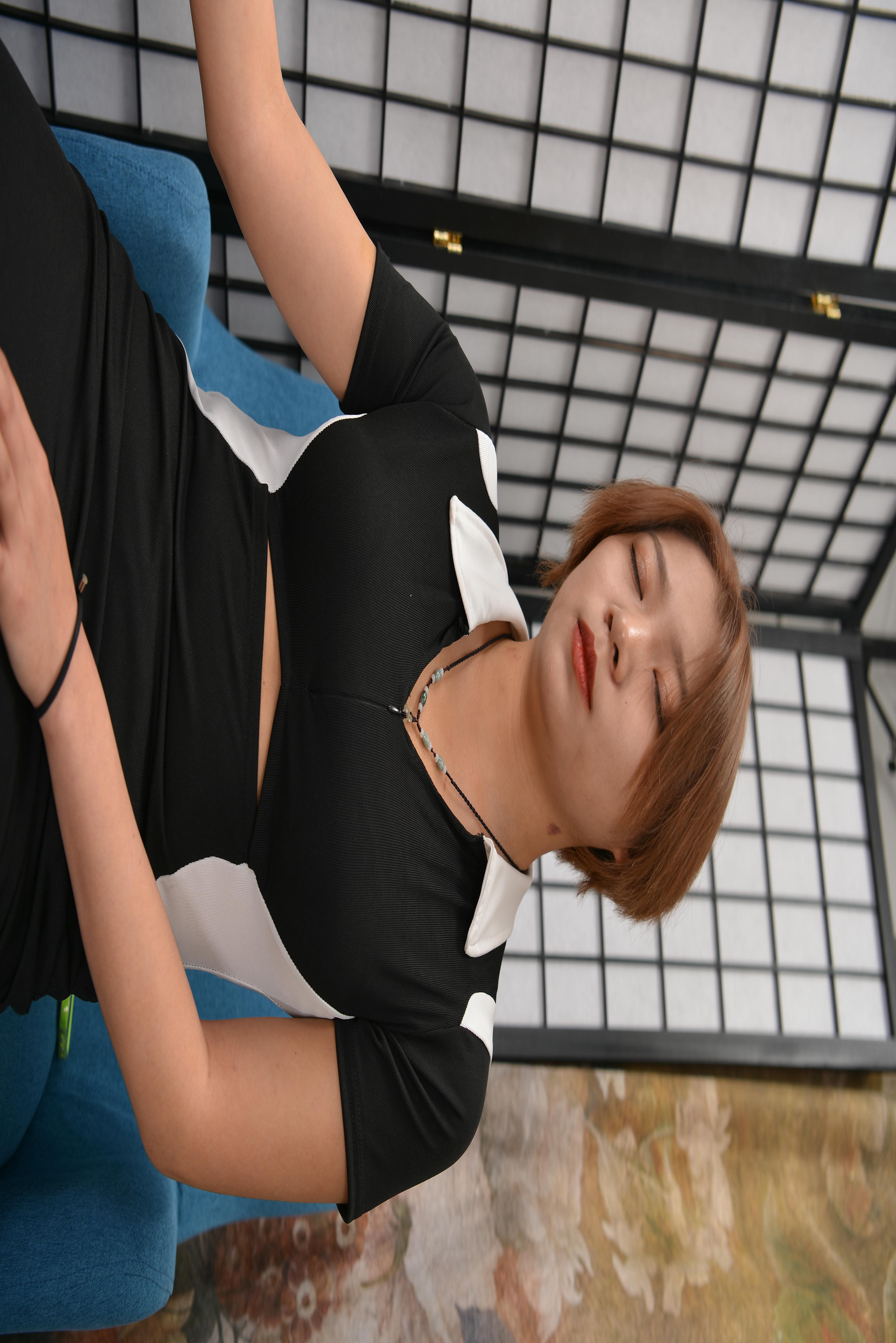 Sexy Asian Girls Feet NO.063 短发美女杨杨的丝袜展示（黑色长筒靴+肉丝） [158P+1945M]_第6集