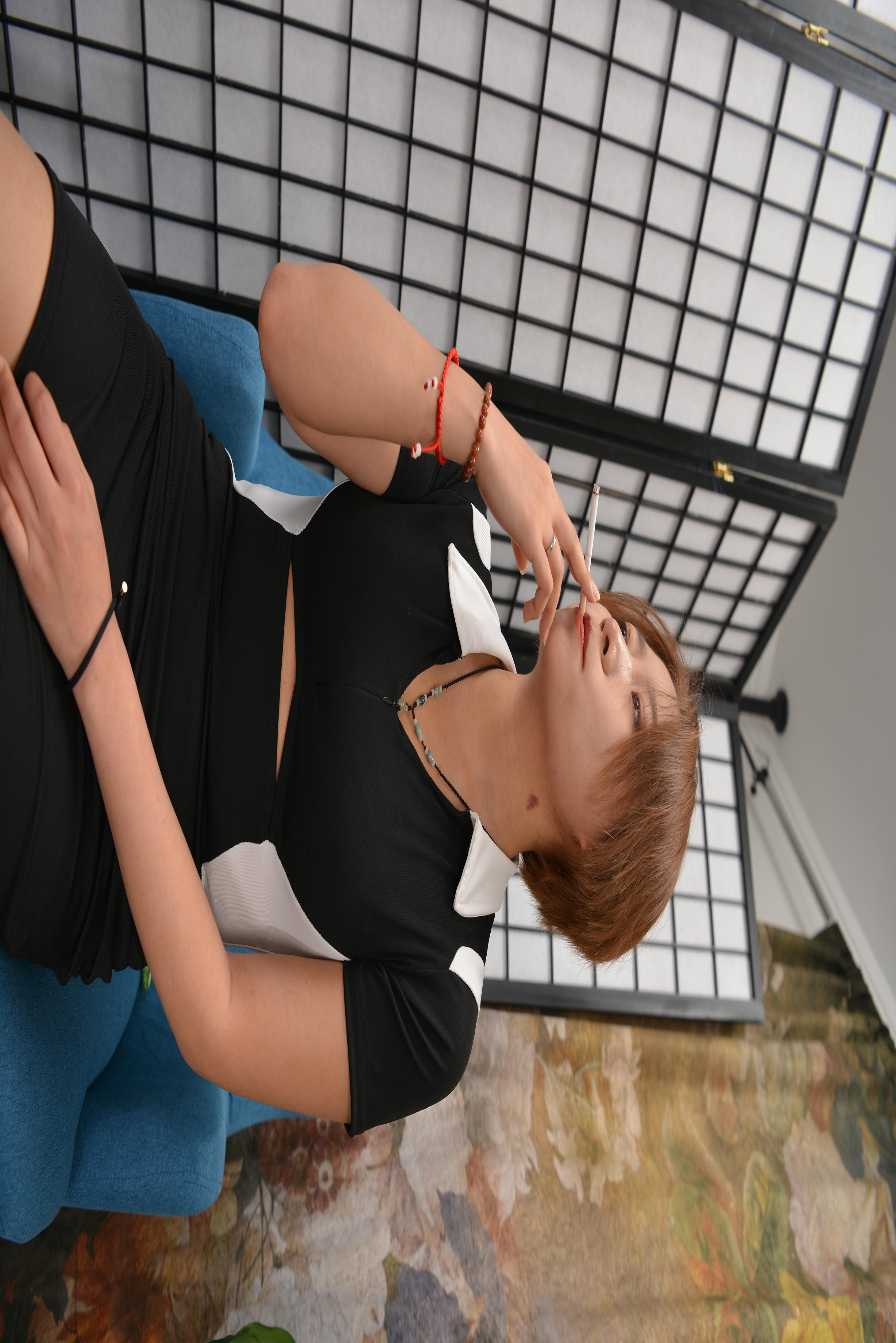 Sexy Asian Girls Feet NO.063 短发美女杨杨的丝袜展示（黑色长筒靴+肉丝） [158P+1945M]_第5集