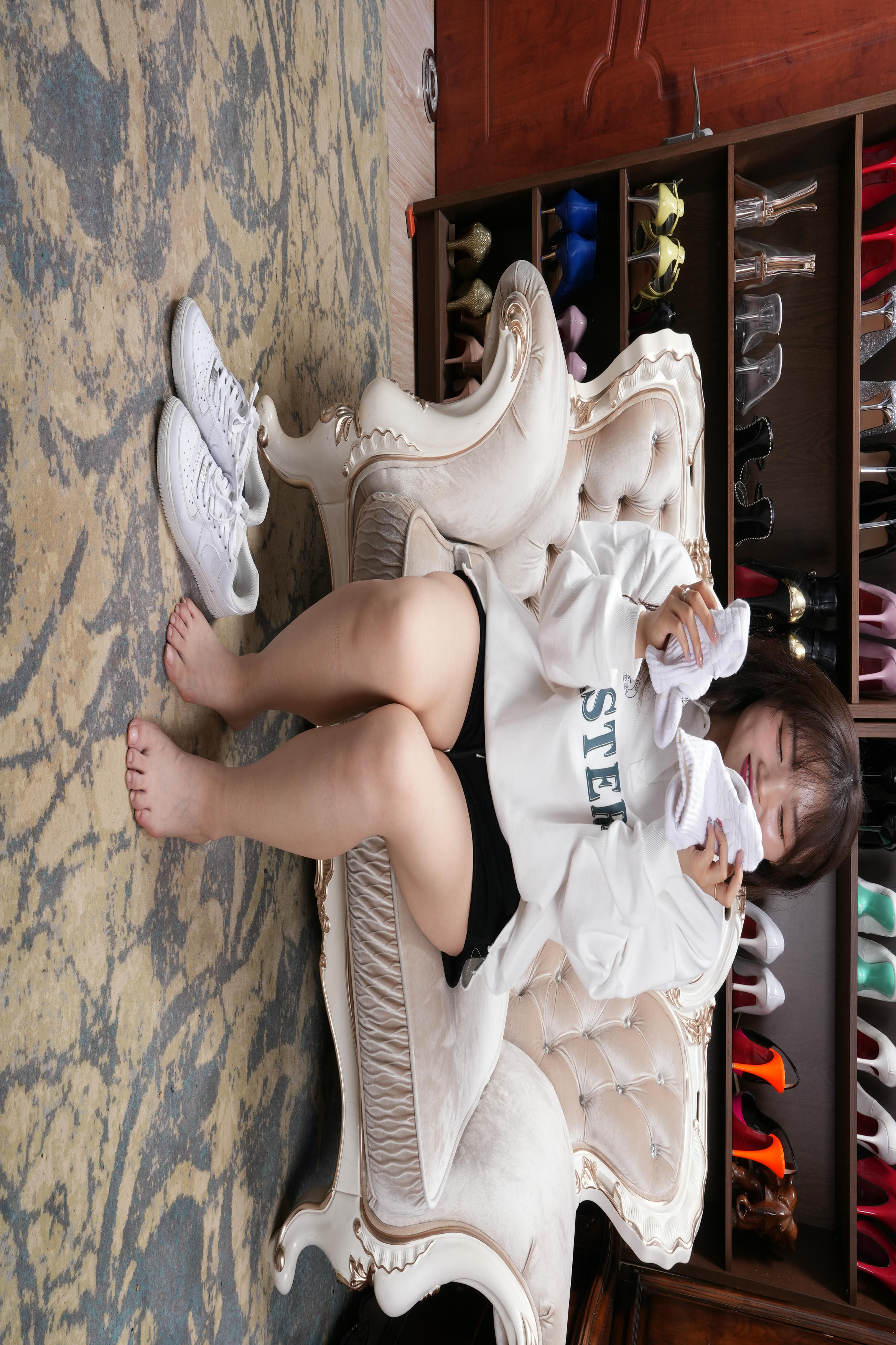 Sexy Asian Girls Feet NO.001 Feixue展示她的性感的肥脚丫（原味长筒白棉袜+裸足） [166P+-388M]_第3集