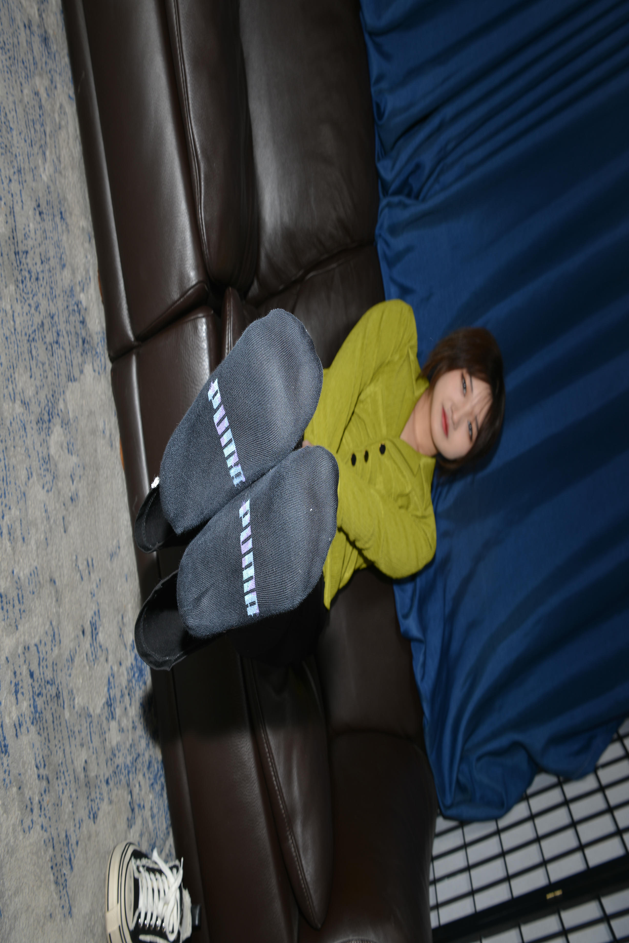 Sexy Asian Girls Feet NO.002 QIQI的性感的40码裸足大脚丫 [338P+-287M]_第2集