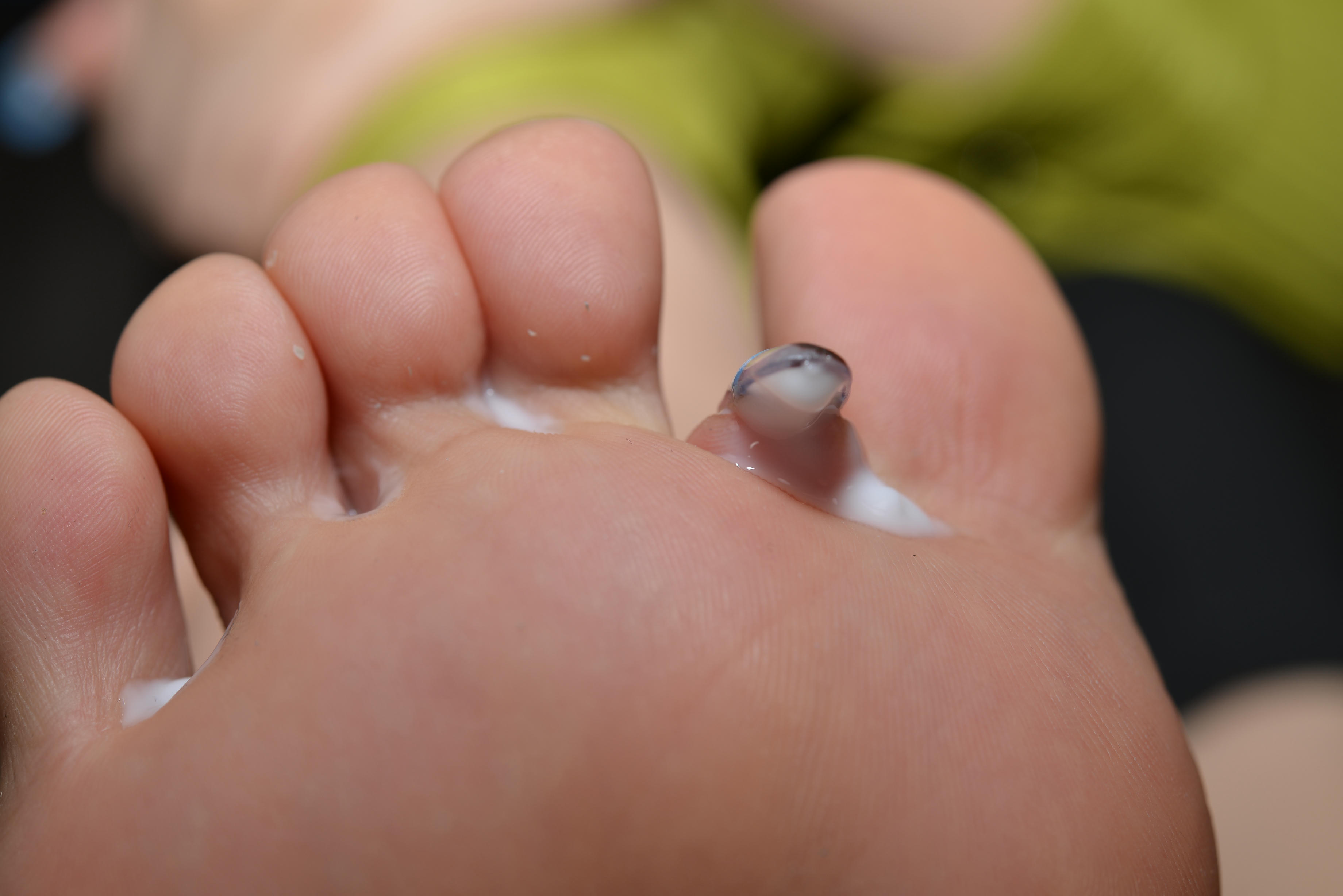 Sexy Asian Girls Feet NO.002 QIQI的性感的40码裸足大脚丫 [338P+-287M]_第12集