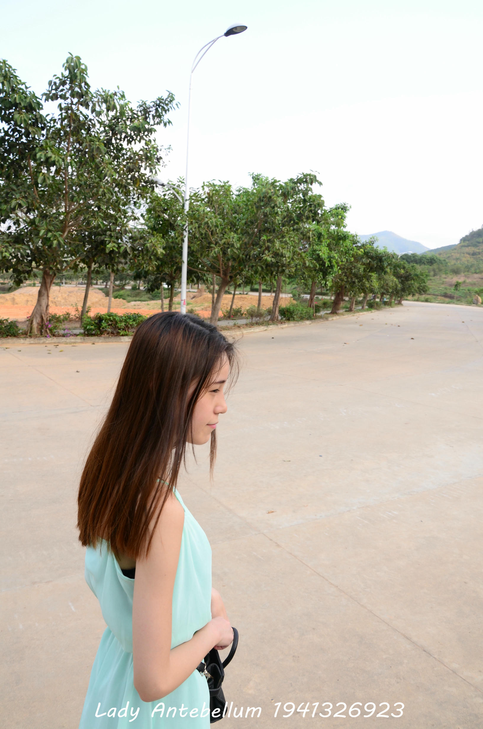 [战前女神] 恋足美腿棉袜女神级摄影套图 001 [89P-187MB]_第1集