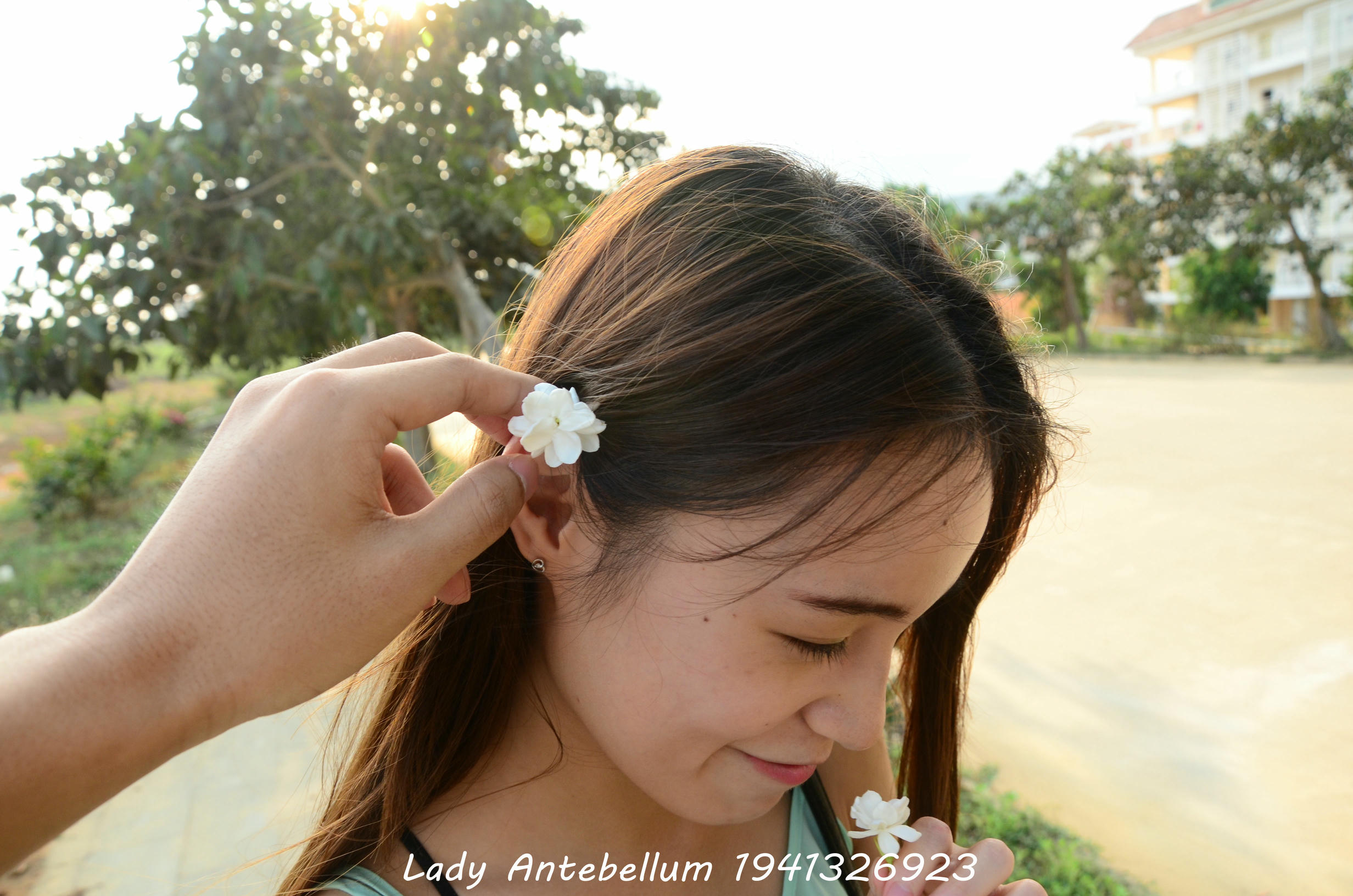 [战前女神] 恋足美腿棉袜女神级摄影套图 001 [89P-187MB]_第1集