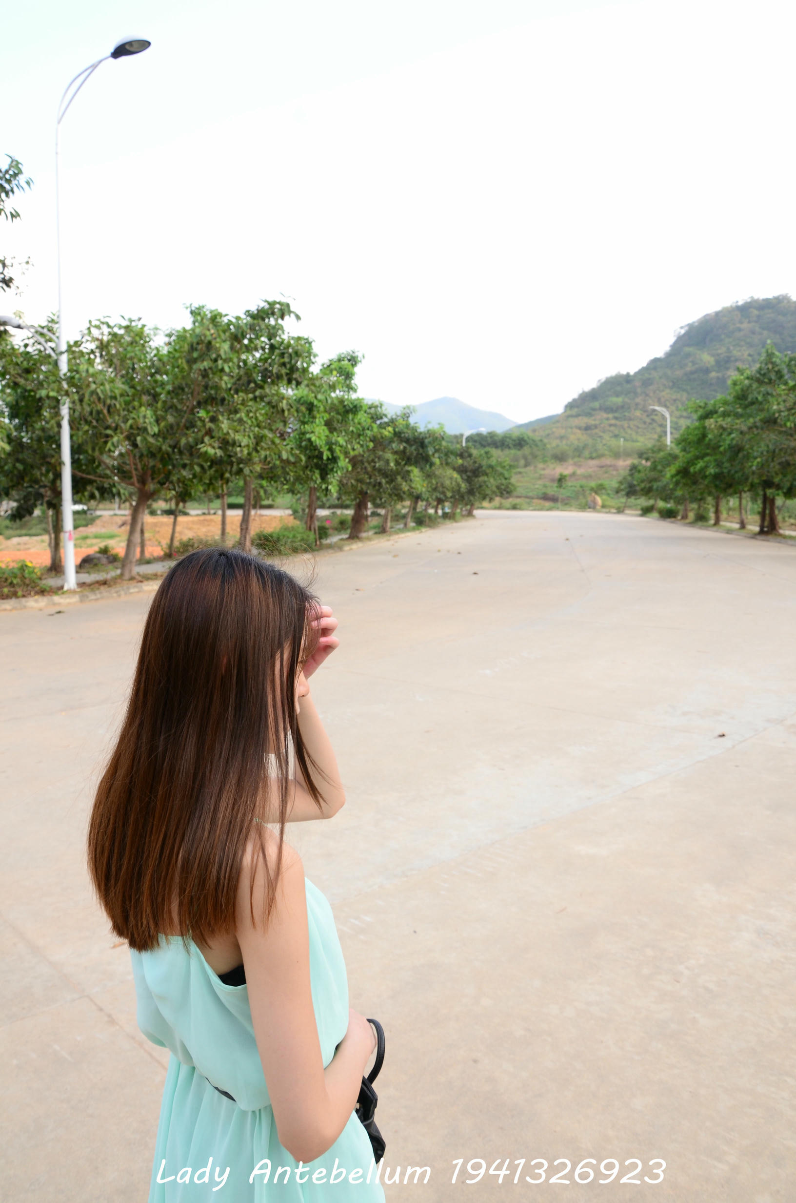 [战前女神] 恋足美腿棉袜女神级摄影套图 001 [89P-187MB]_第1集