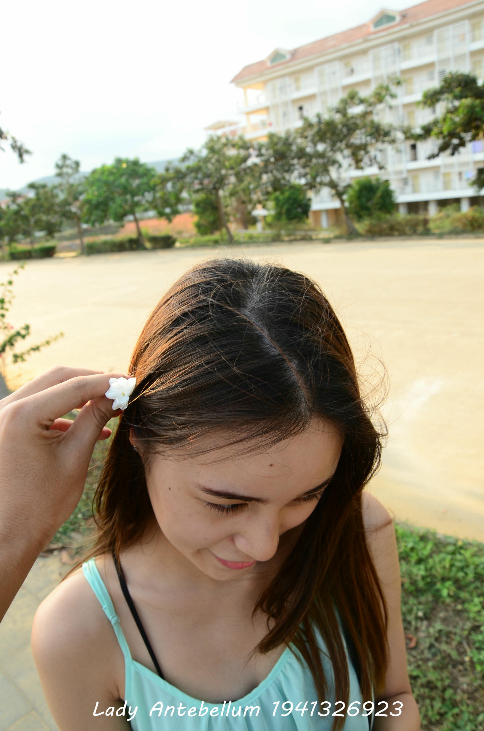 [战前女神] 恋足美腿棉袜女神级摄影套图 001 [89P-187MB]_第1集