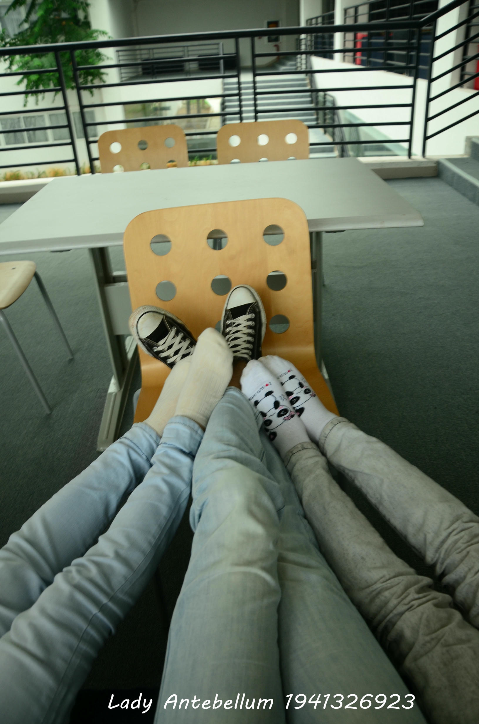 [战前女神] 恋足美腿棉袜女神级摄影套图 010 [87P-105MB]_第3集