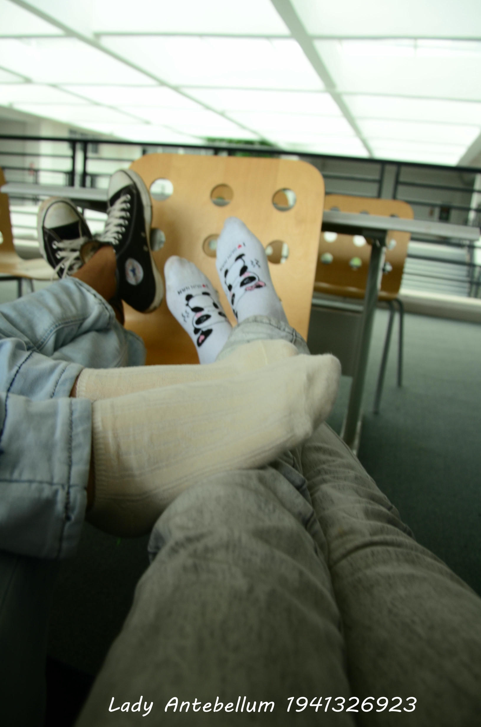 [战前女神] 恋足美腿棉袜女神级摄影套图 010 [87P-105MB]_第3集