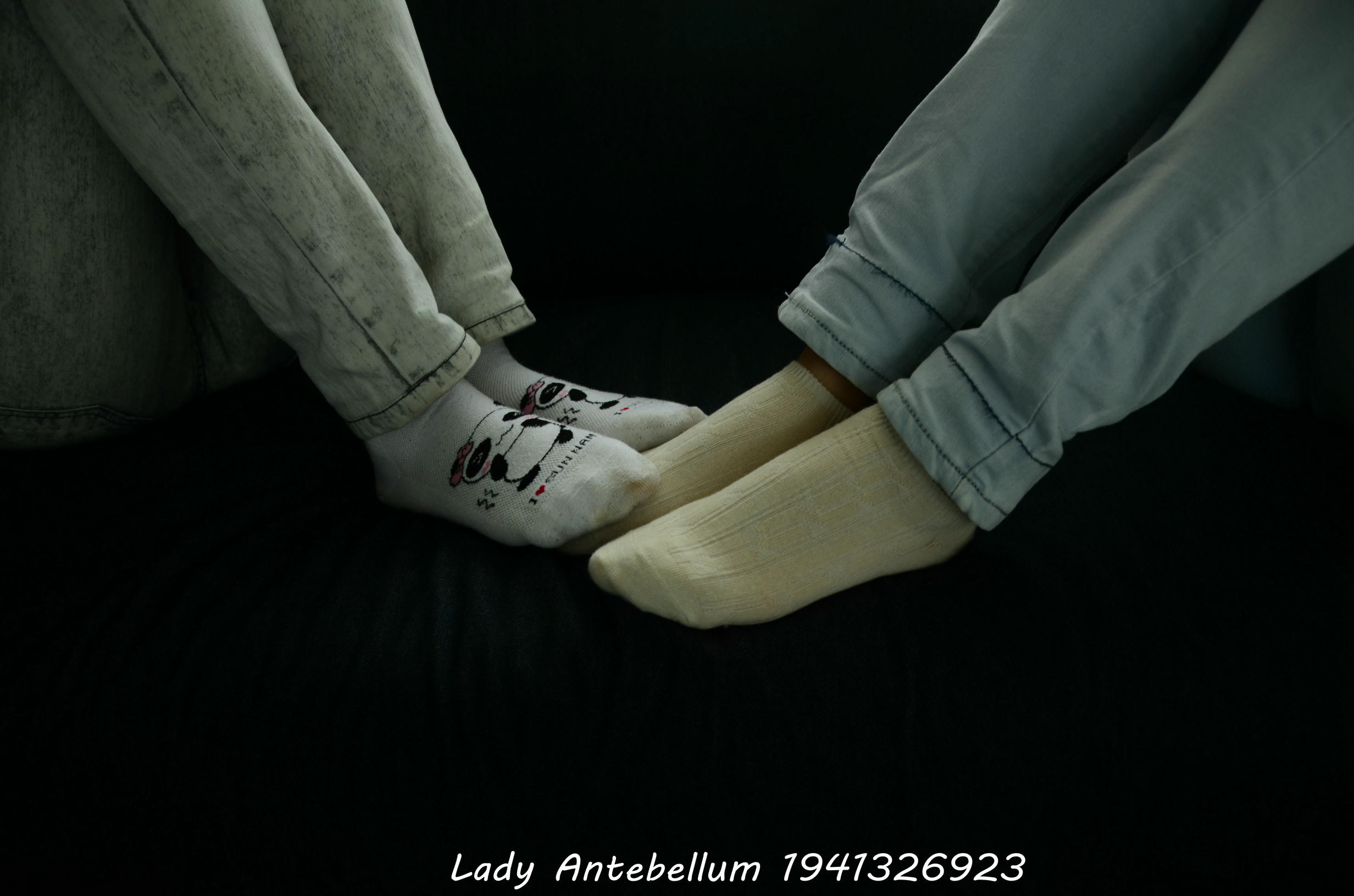 [战前女神] 恋足美腿棉袜女神级摄影套图 010 [87P-105MB]_第3集