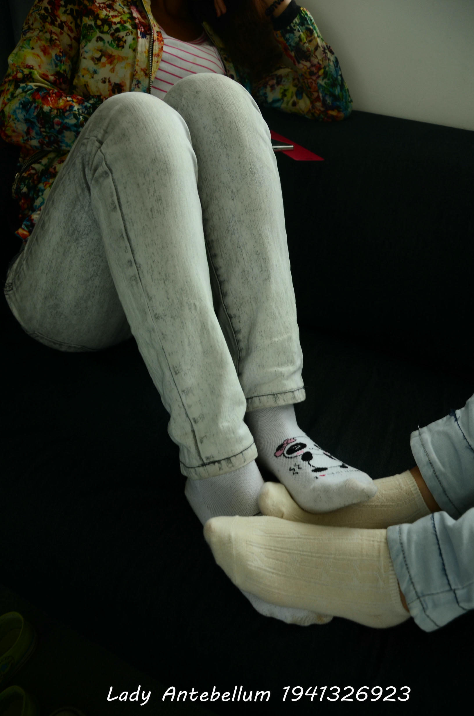 [战前女神] 恋足美腿棉袜女神级摄影套图 010 [87P-105MB]_第3集