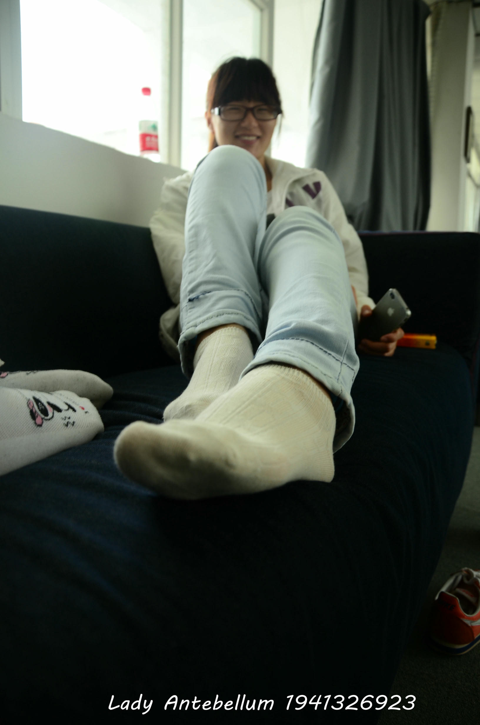 [战前女神] 恋足美腿棉袜女神级摄影套图 010 [87P-105MB]_第4集