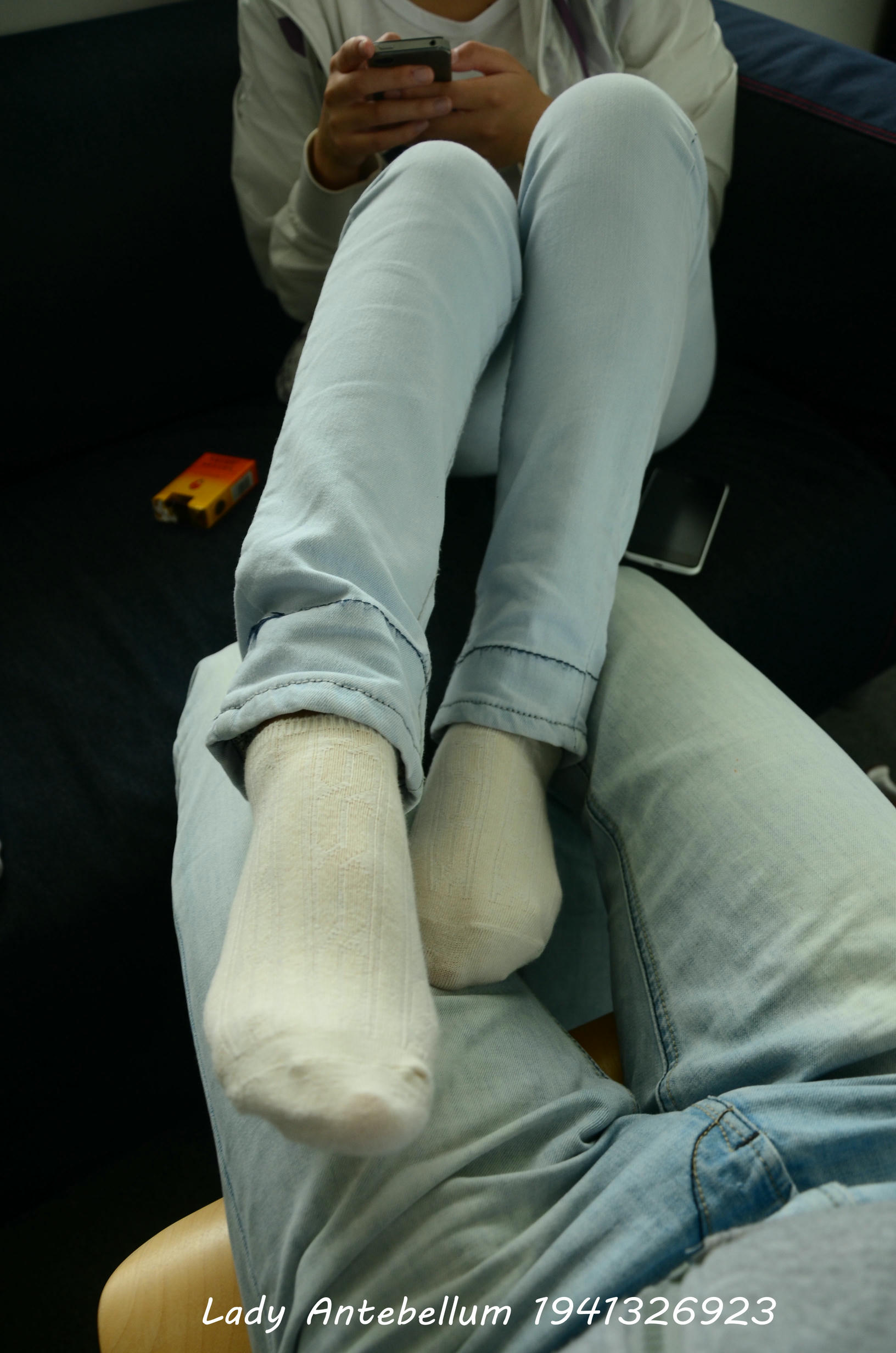 [战前女神] 恋足美腿棉袜女神级摄影套图 010 [87P-105MB]_第4集