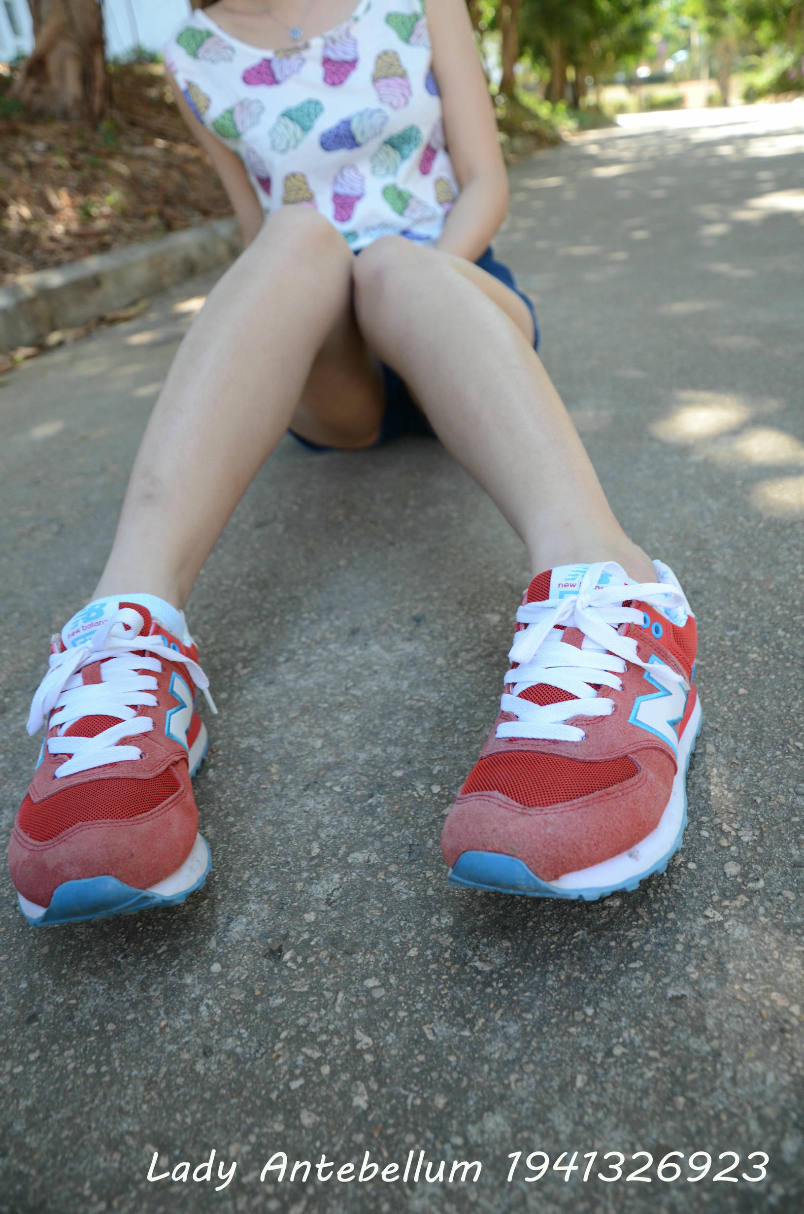 [战前女神] 恋足美腿棉袜女神级摄影套图 100 [60P-95MB]_第1集