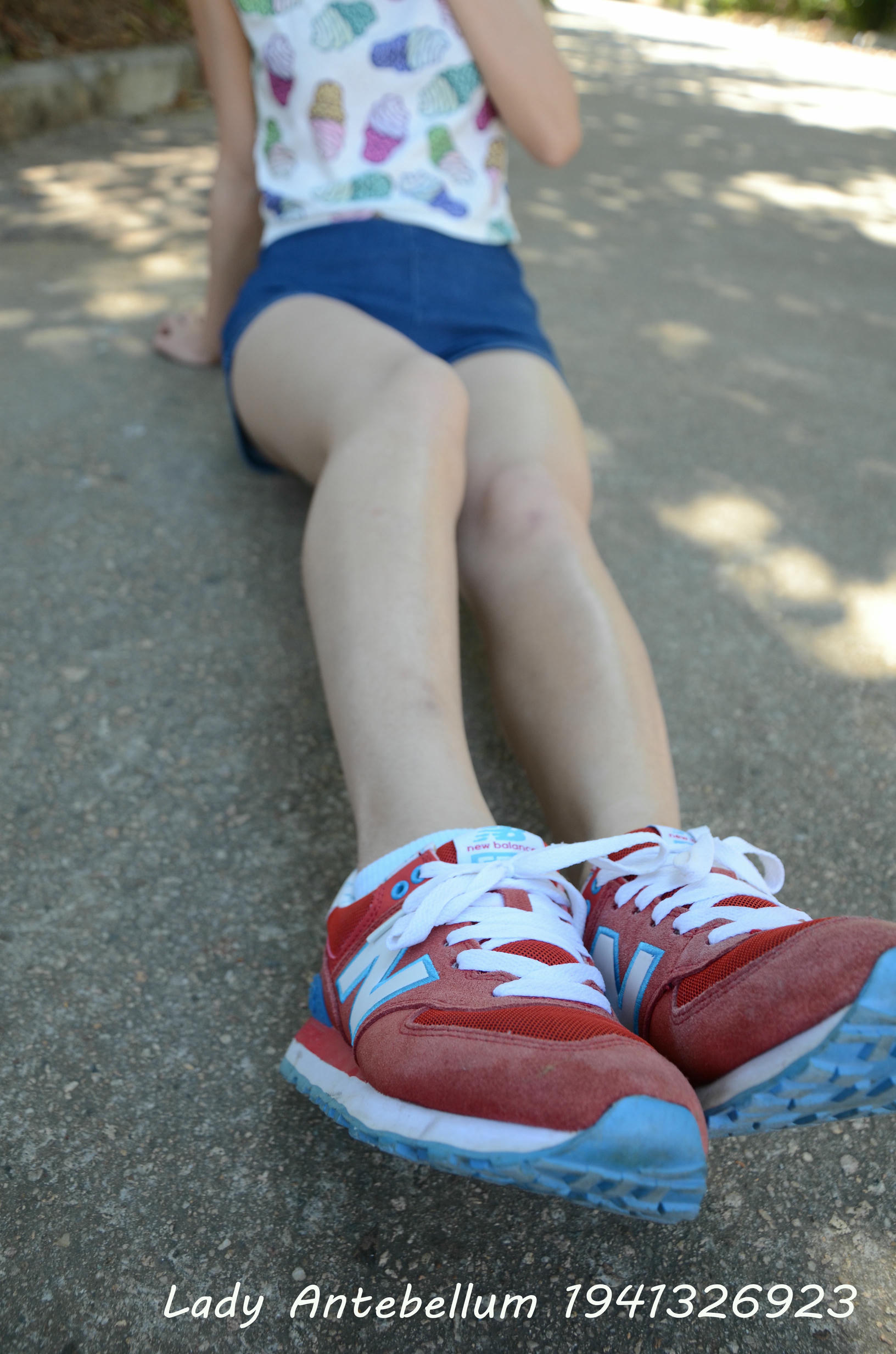 [战前女神] 恋足美腿棉袜女神级摄影套图 100 [60P-95MB]_第1集